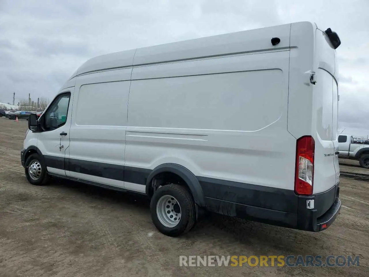 2 Photograph of a damaged car 1FTRU8XG9PKB00562 FORD TRANSIT 2023