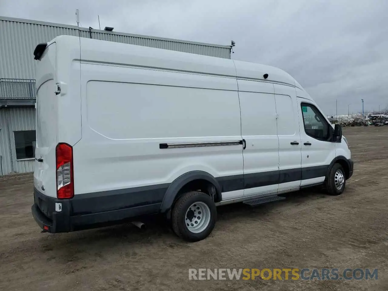 3 Photograph of a damaged car 1FTRU8XG9PKB00562 FORD TRANSIT 2023
