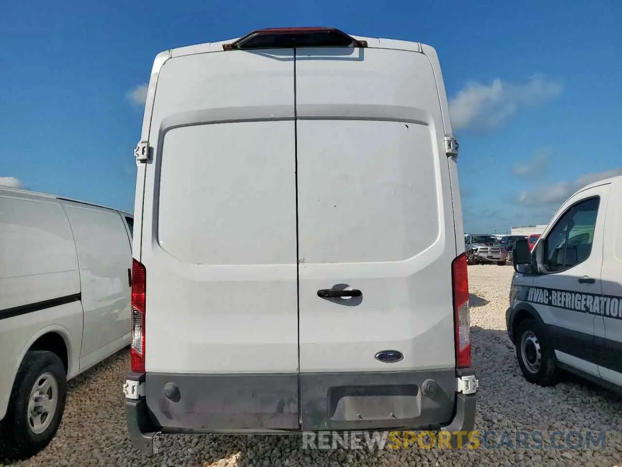 6 Photograph of a damaged car 1FTRU8XGXPKC05787 FORD TRANSIT 2023