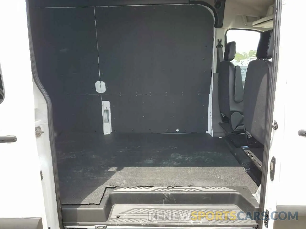 11 Photograph of a damaged car 1FTBR1C86RKB58608 FORD TRANSIT 2024