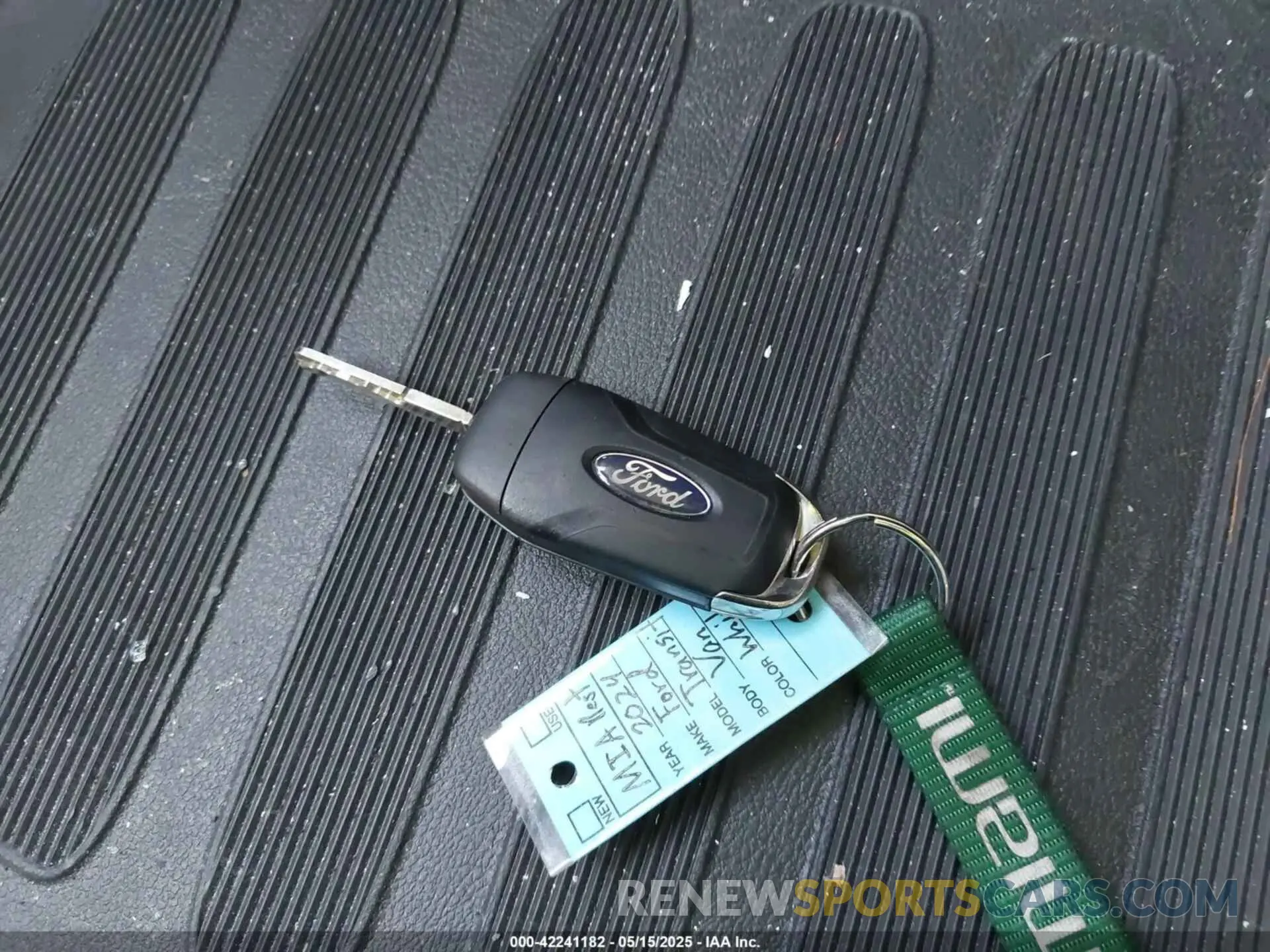 11 Photograph of a damaged car 1FTBR1Y80RKB59990 FORD TRANSIT 2024