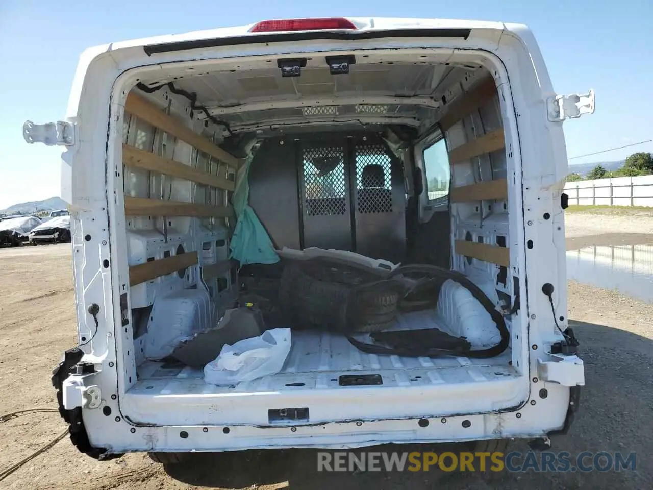 6 Photograph of a damaged car 1FTBR1Y8XRKA71402 FORD TRANSIT 2024