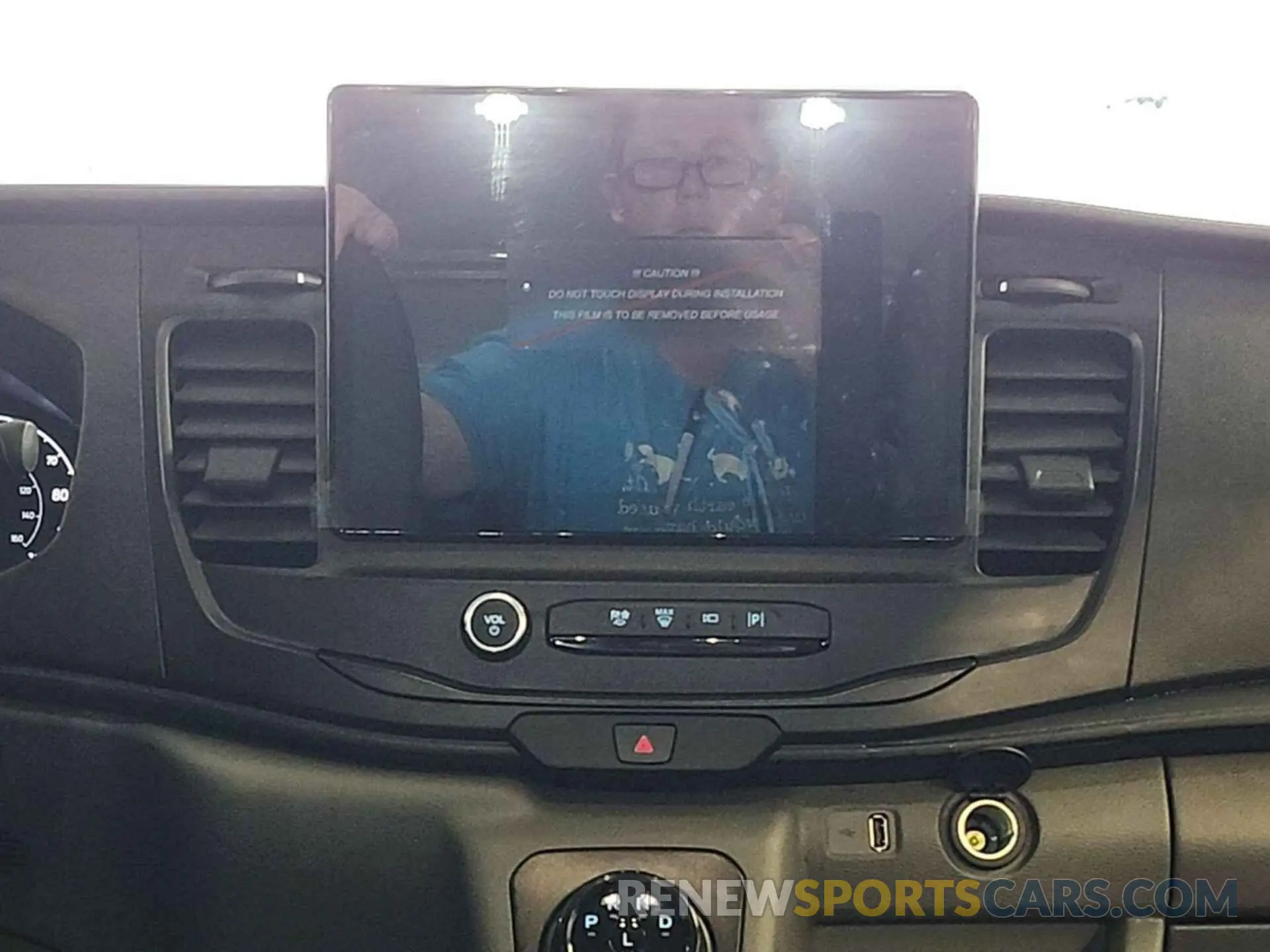 14 Photograph of a damaged car 1FTBW1YM0SKA13004 FORD TRANSIT 2025