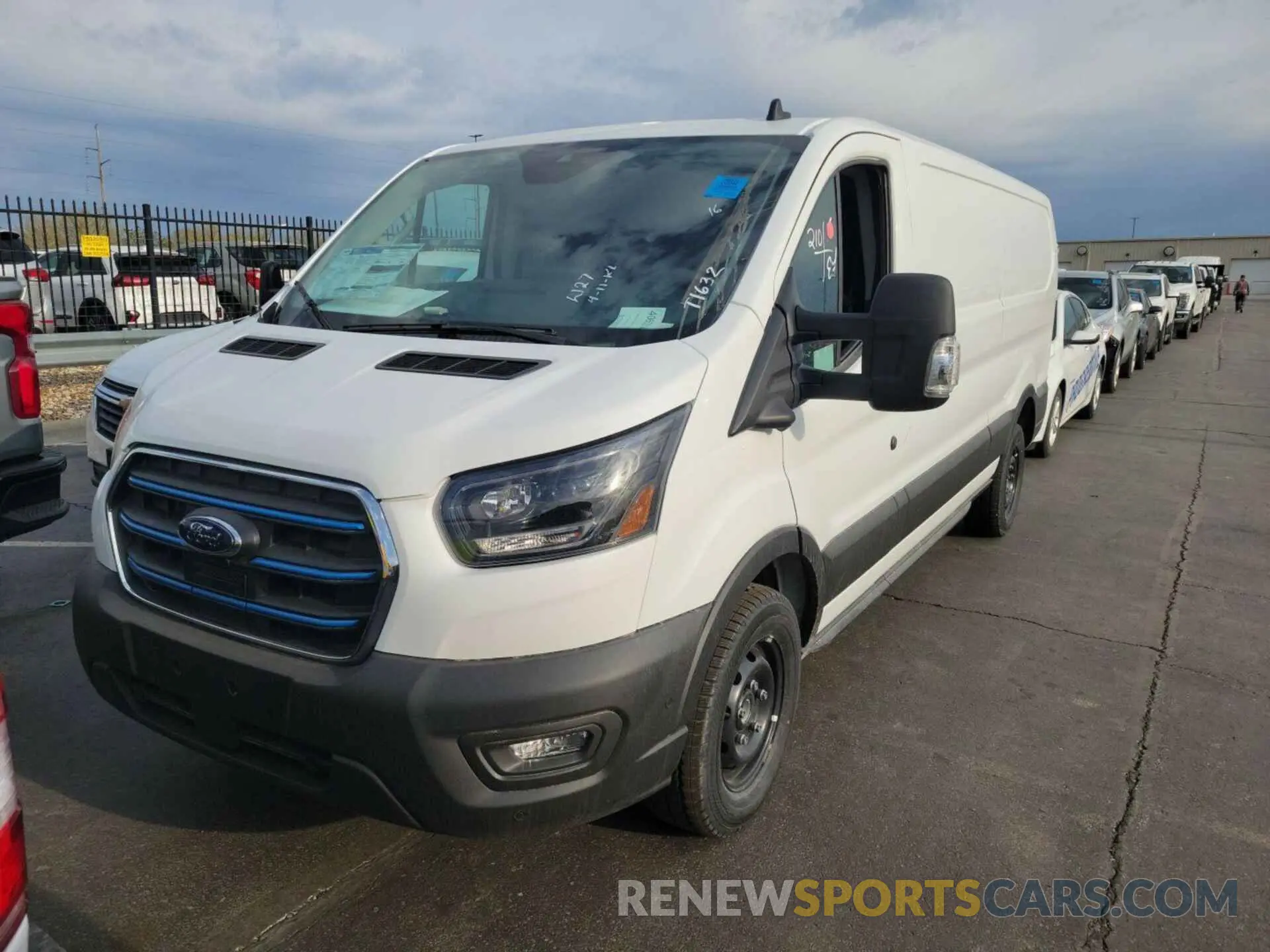25 Photograph of a damaged car 1FTBW1YM3SKA13059 FORD TRANSIT 2025