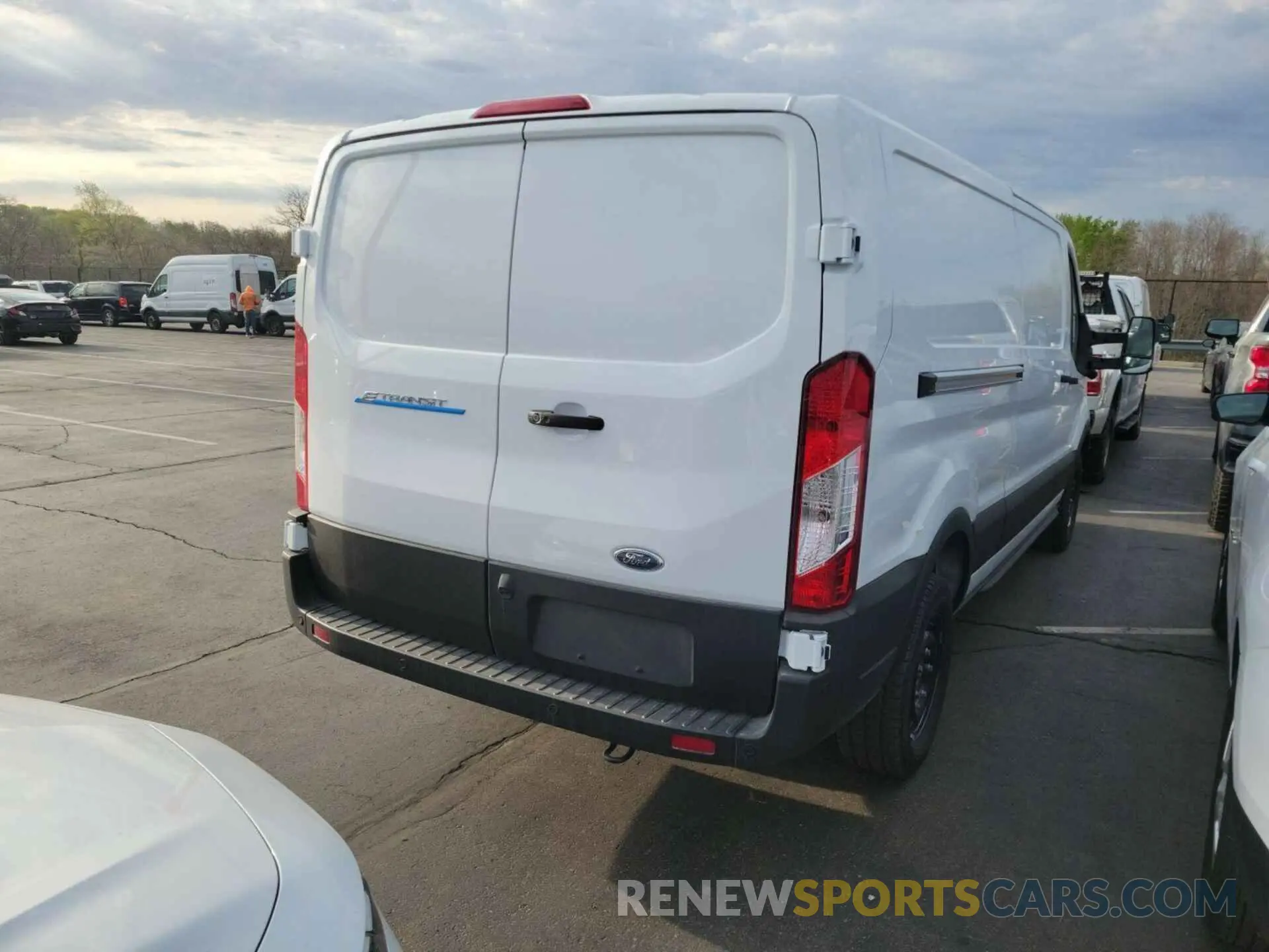 3 Photograph of a damaged car 1FTBW1YM3SKA13059 FORD TRANSIT 2025