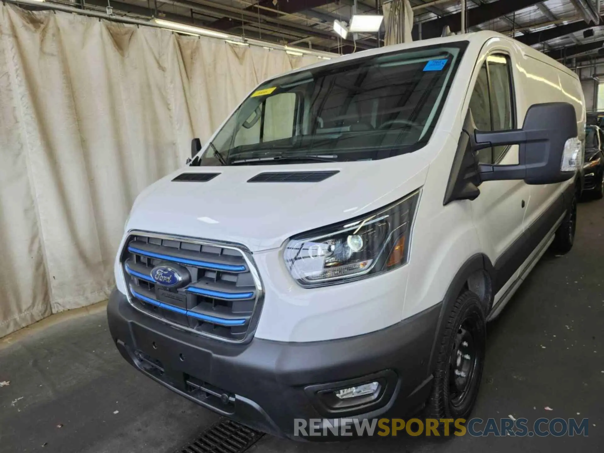13 Photograph of a damaged car 1FTBW1YM4SKA12907 FORD TRANSIT 2025