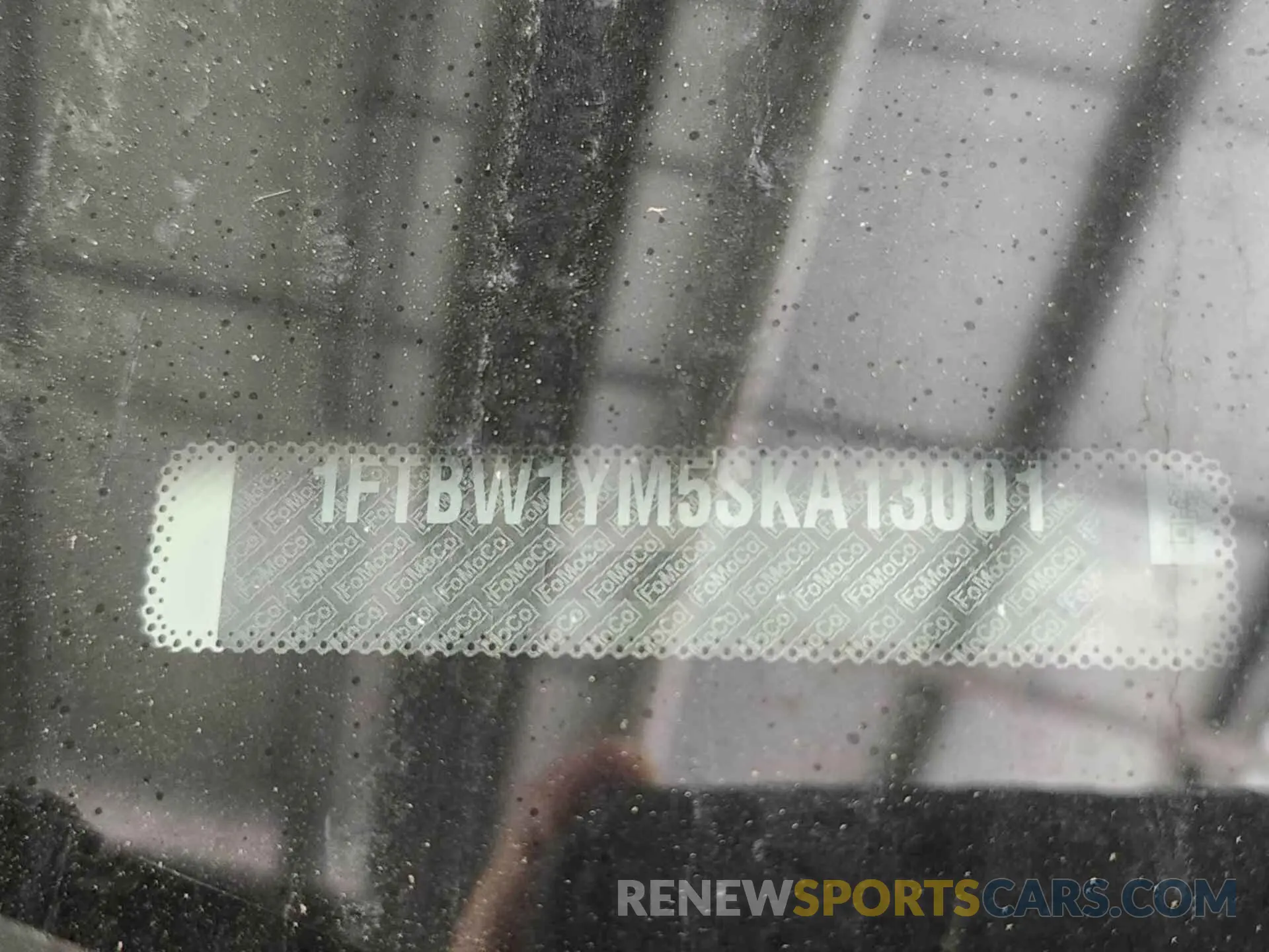 10 Photograph of a damaged car 1FTBW1YM5SKA13001 FORD TRANSIT 2025