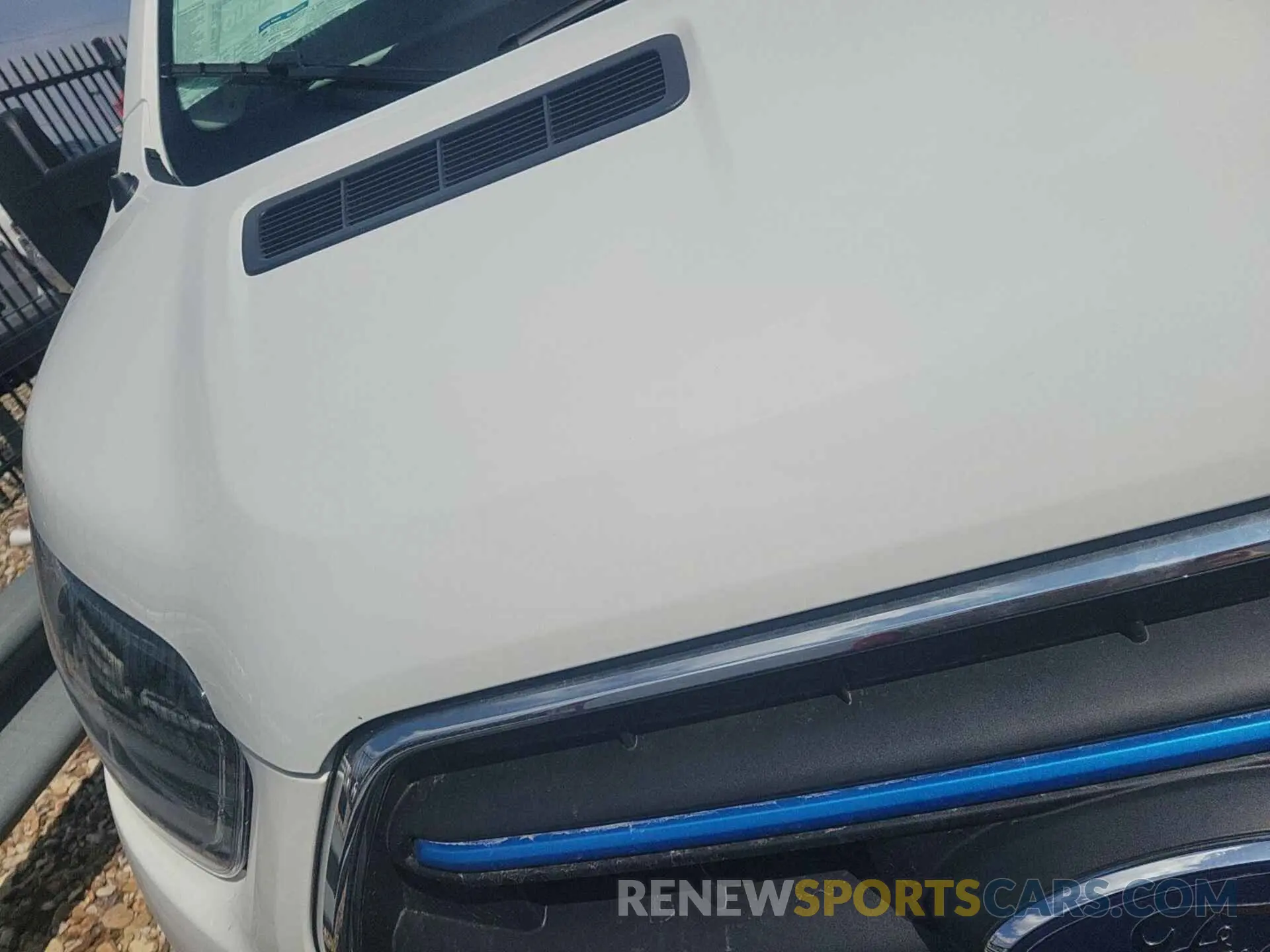 13 Photograph of a damaged car 1FTBW1YM9SKA12952 FORD TRANSIT 2025
