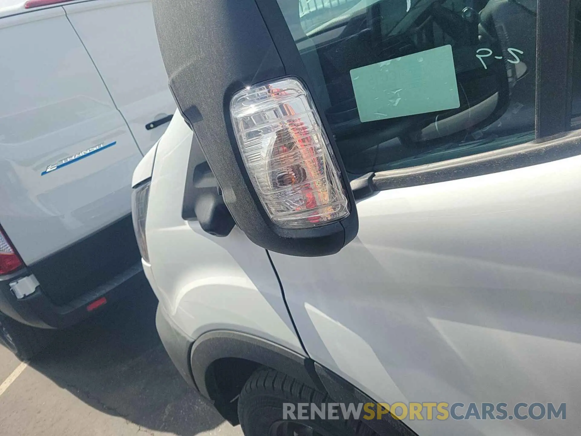 8 Photograph of a damaged car 1FTBW1YM9SKA12952 FORD TRANSIT 2025