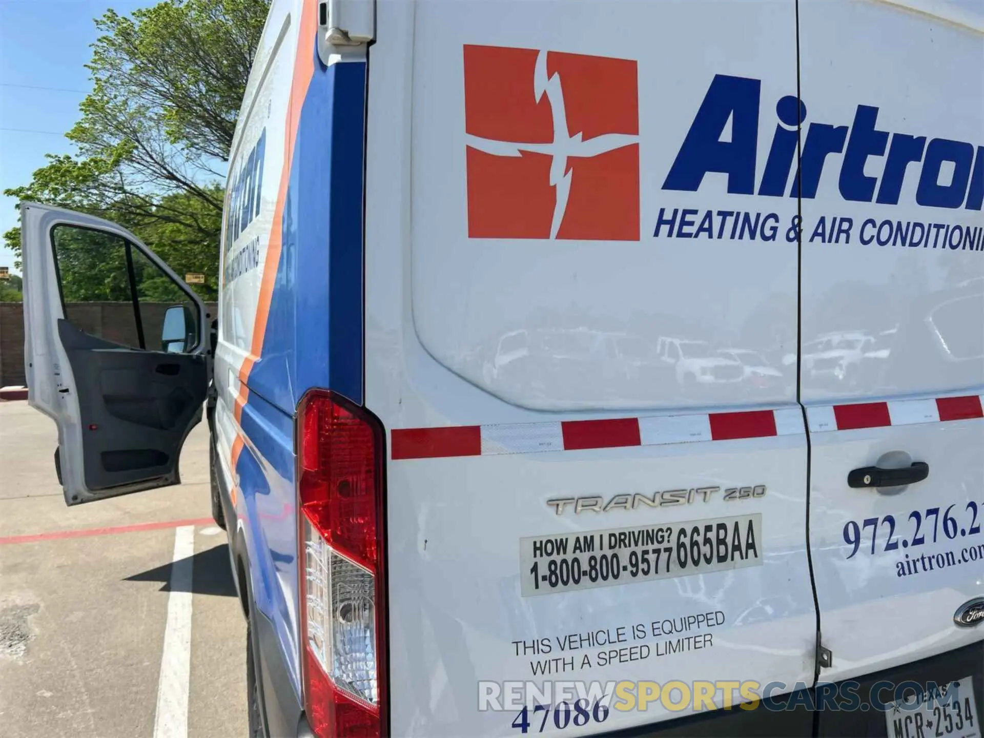 1 Photograph of a damaged car 1FTYR1CM1KKA80395 FORD TRANSIT-250 2019