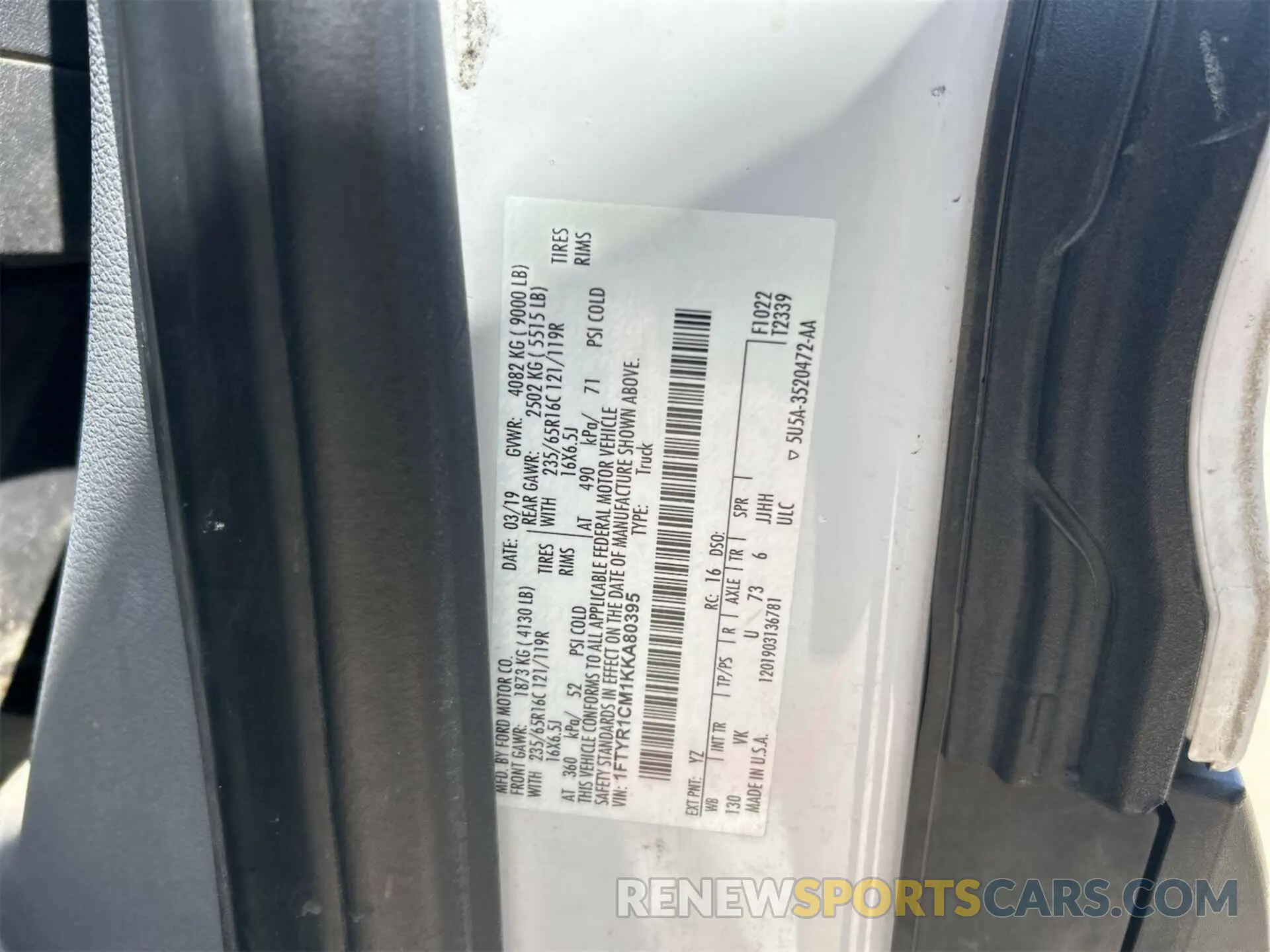10 Photograph of a damaged car 1FTYR1CM1KKA80395 FORD TRANSIT-250 2019