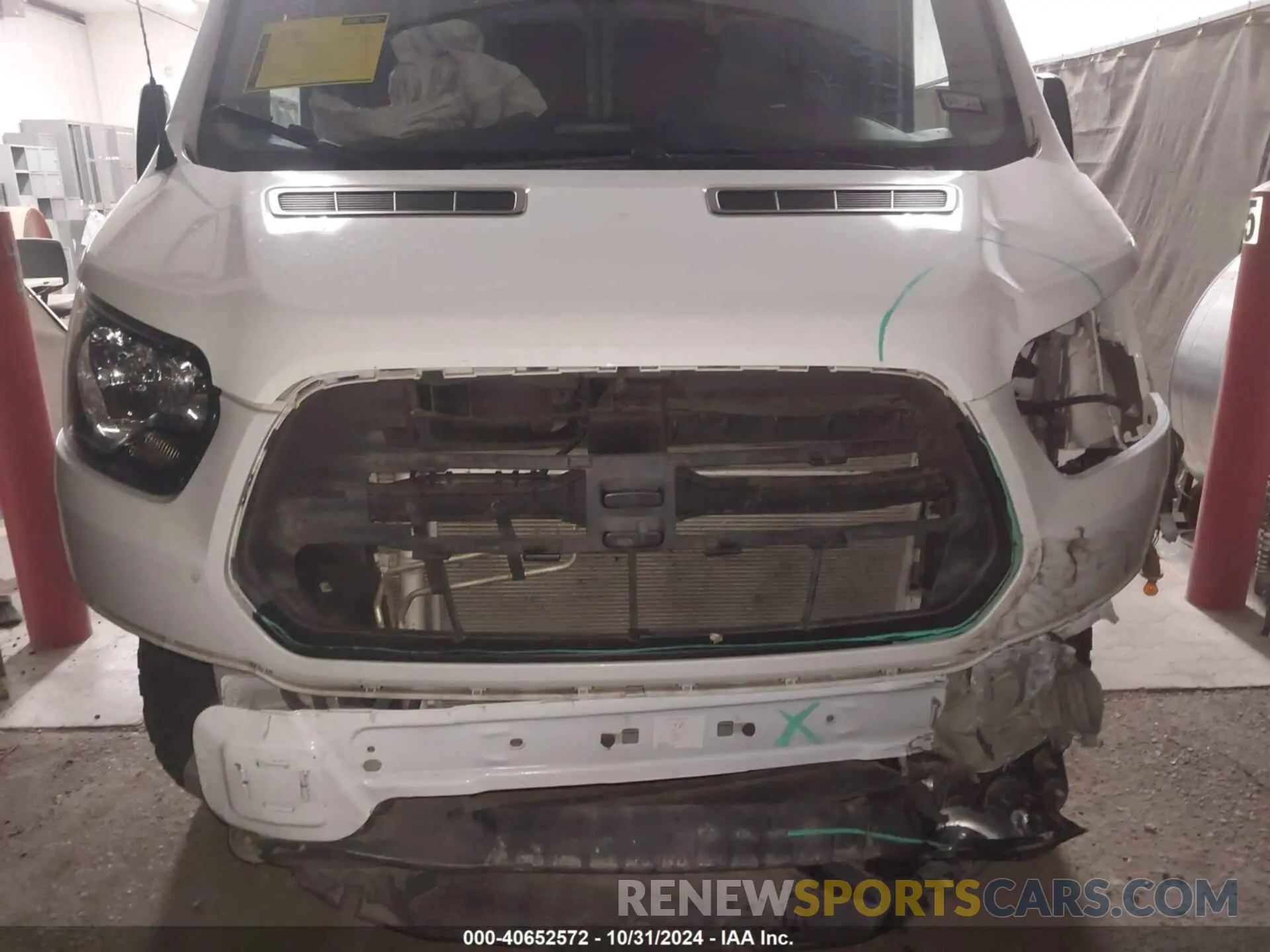 12 Photograph of a damaged car 1FTYR1CM4KKA00653 FORD TRANSIT-250 2019