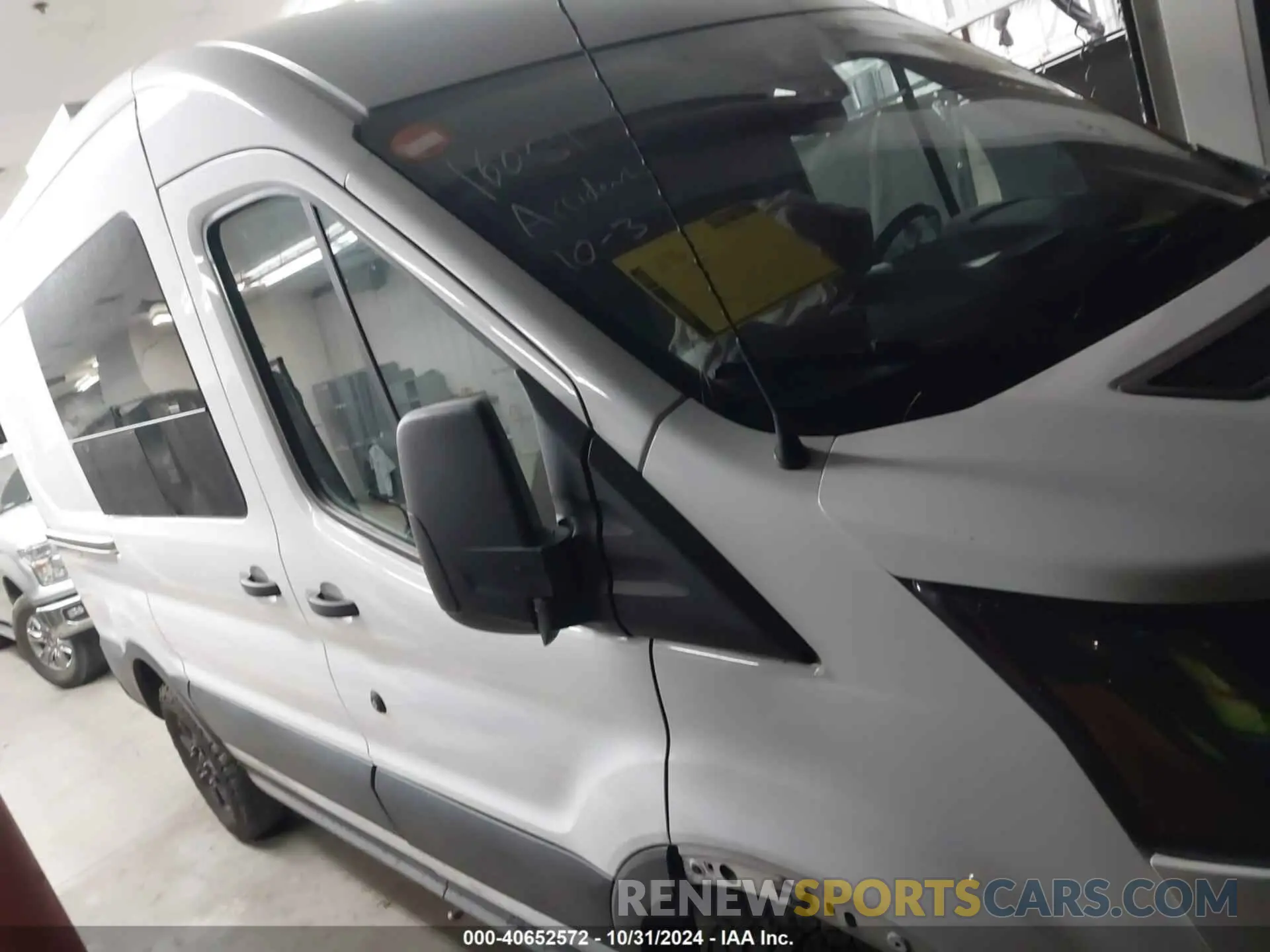 13 Photograph of a damaged car 1FTYR1CM4KKA00653 FORD TRANSIT-250 2019