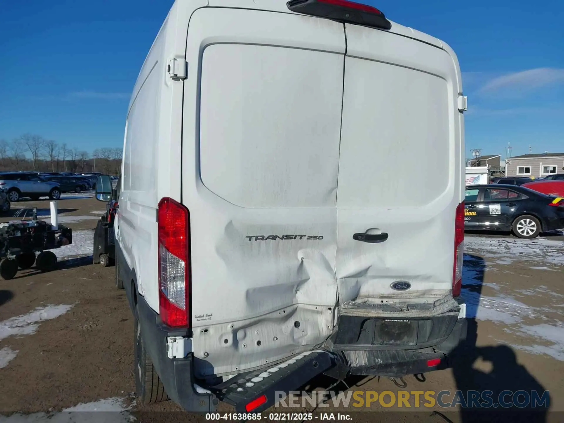 6 Photograph of a damaged car 1FTYR1CM6KKB81786 FORD TRANSIT-250 2019