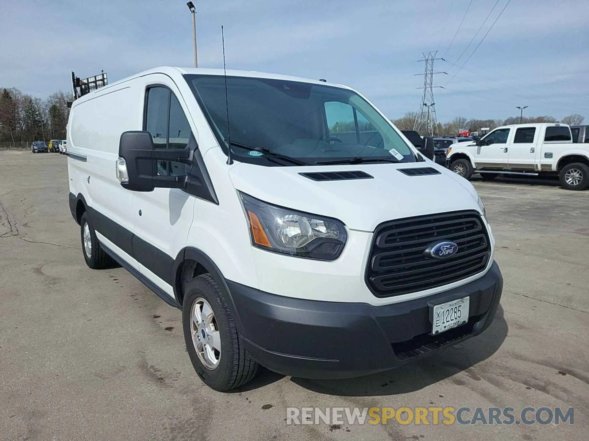 24 Photograph of a damaged car 1FTYR1YG0KKB40153 FORD TRANSIT-250 2019