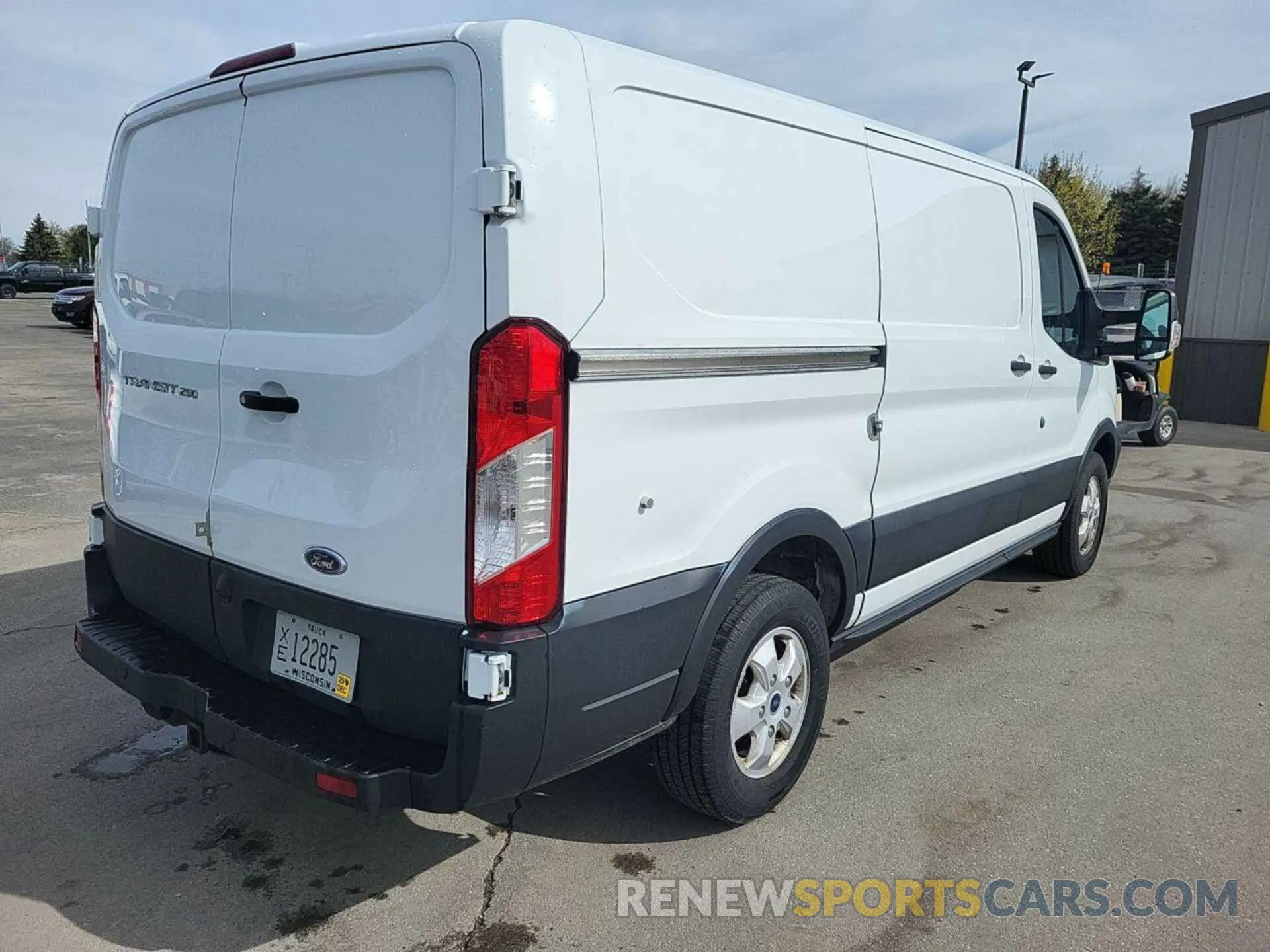 25 Photograph of a damaged car 1FTYR1YG0KKB40153 FORD TRANSIT-250 2019