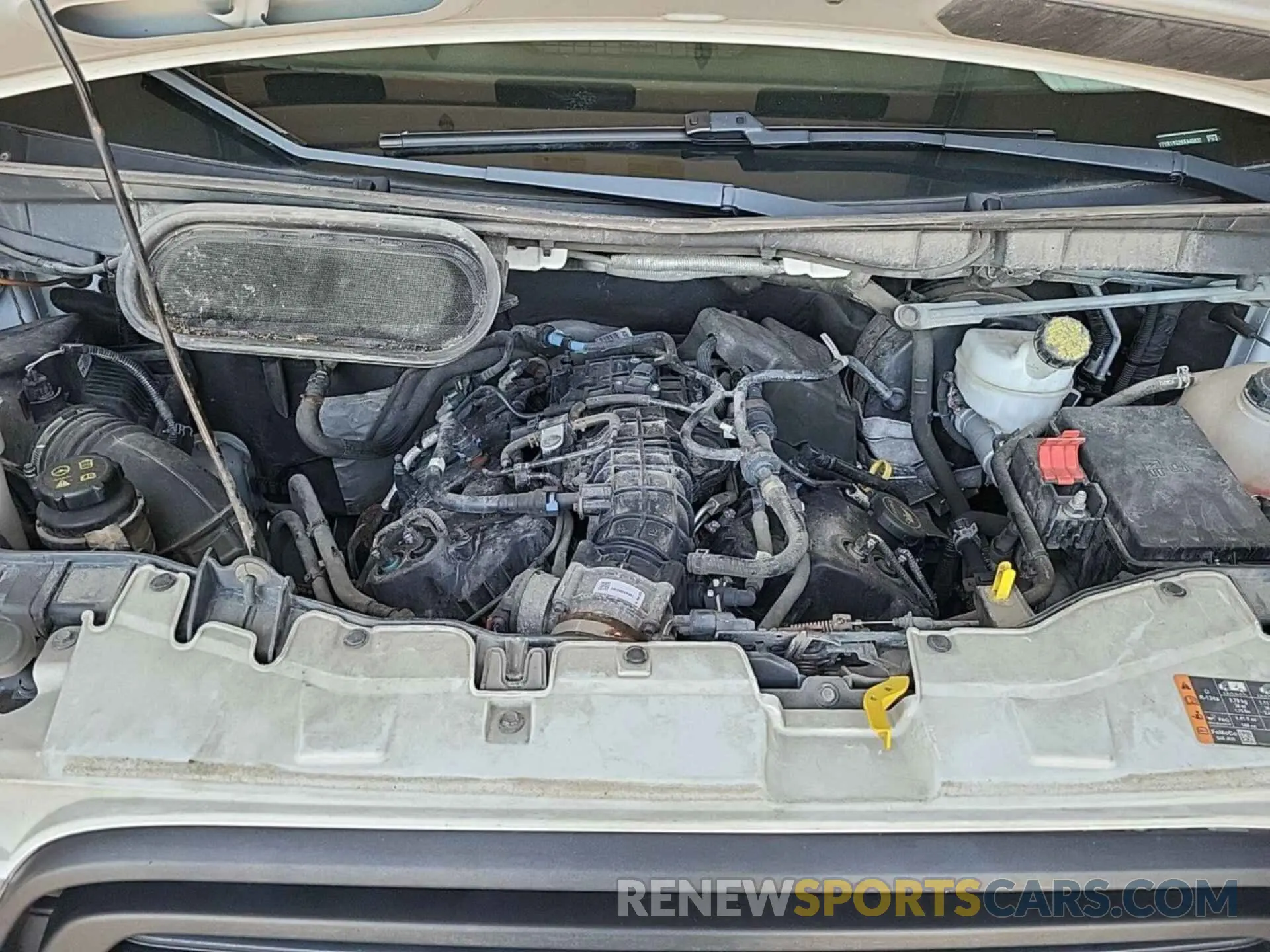 10 Photograph of a damaged car 1FTYR1YG2KKA40832 FORD TRANSIT-250 2019