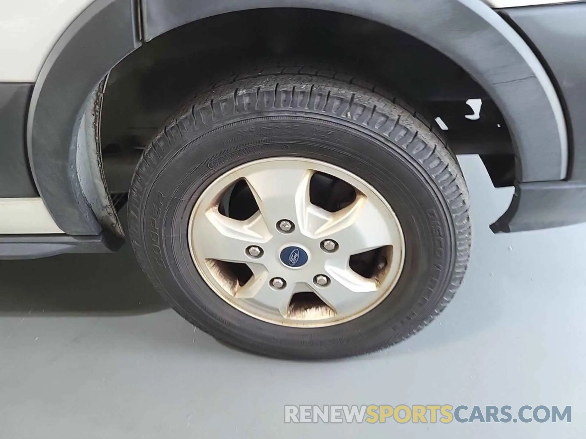 21 Photograph of a damaged car 1FTYR1YG2KKA40832 FORD TRANSIT-250 2019