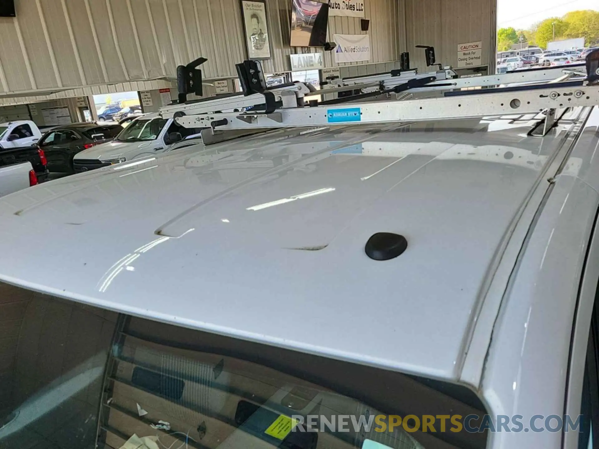 25 Photograph of a damaged car 1FTYR1YG2KKA40832 FORD TRANSIT-250 2019