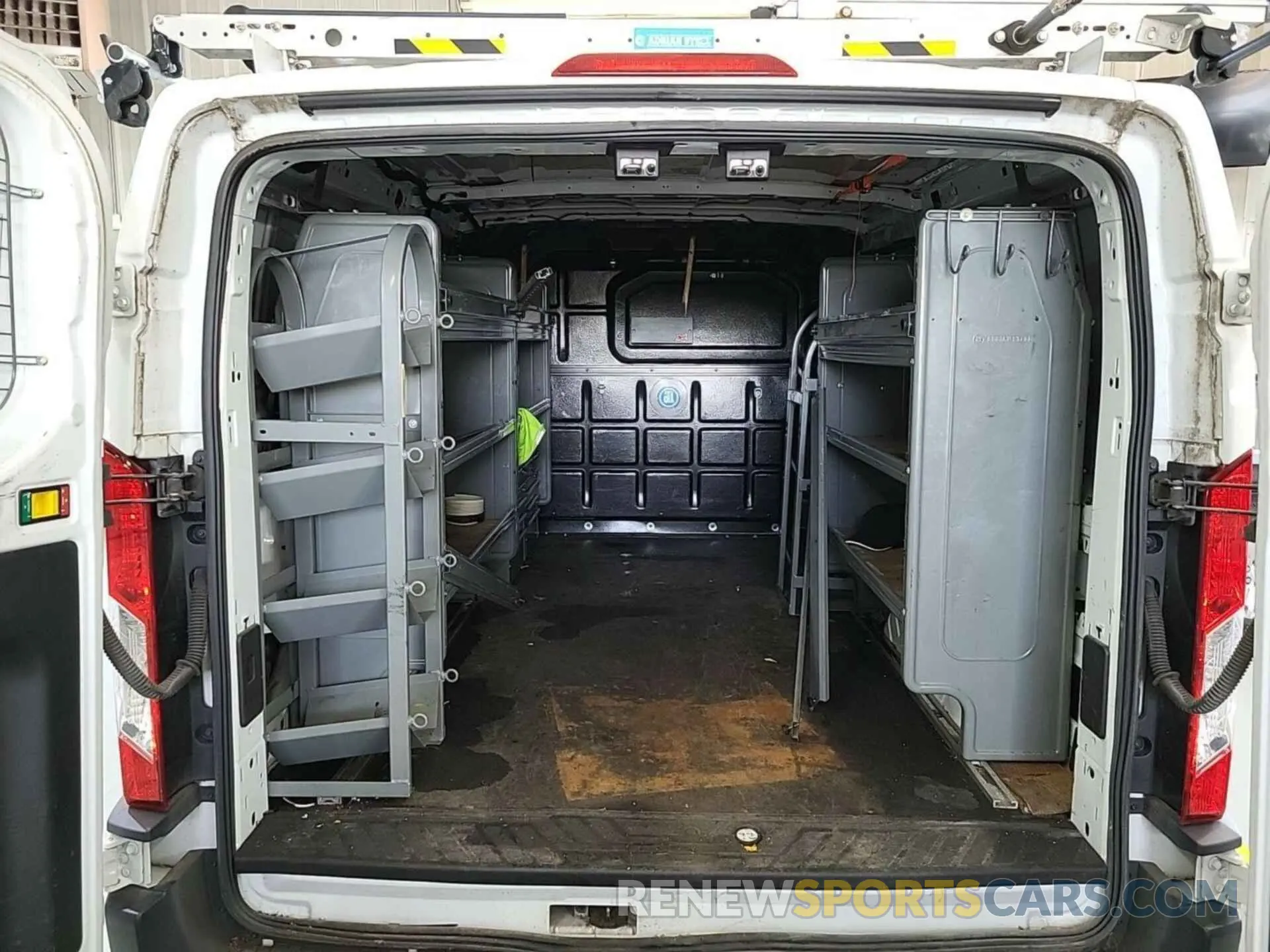 7 Photograph of a damaged car 1FTYR1YG2KKA40832 FORD TRANSIT-250 2019