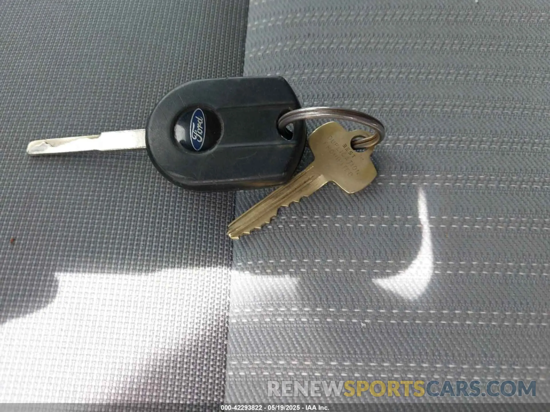 11 Photograph of a damaged car 1FTYR1YG3KKB67475 FORD TRANSIT-250 2019