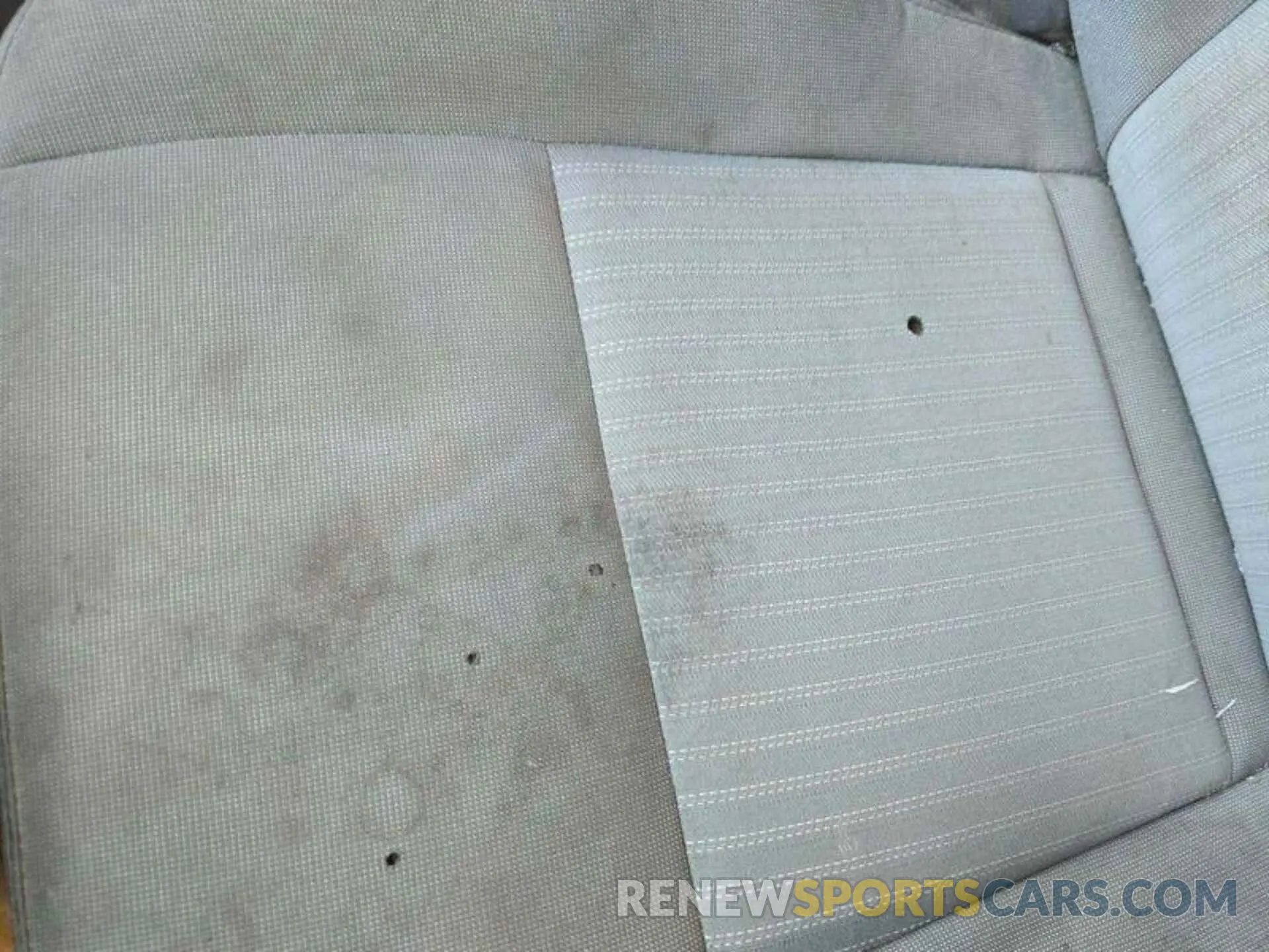 17 Photograph of a damaged car 1FTYR1YG5KKA54367 FORD TRANSIT-250 2019