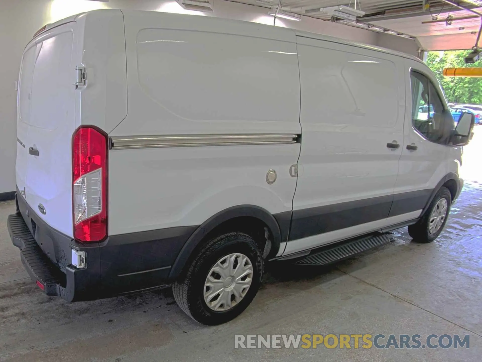 27 Photograph of a damaged car 1FTYR1YG5KKB80289 FORD TRANSIT-250 2019