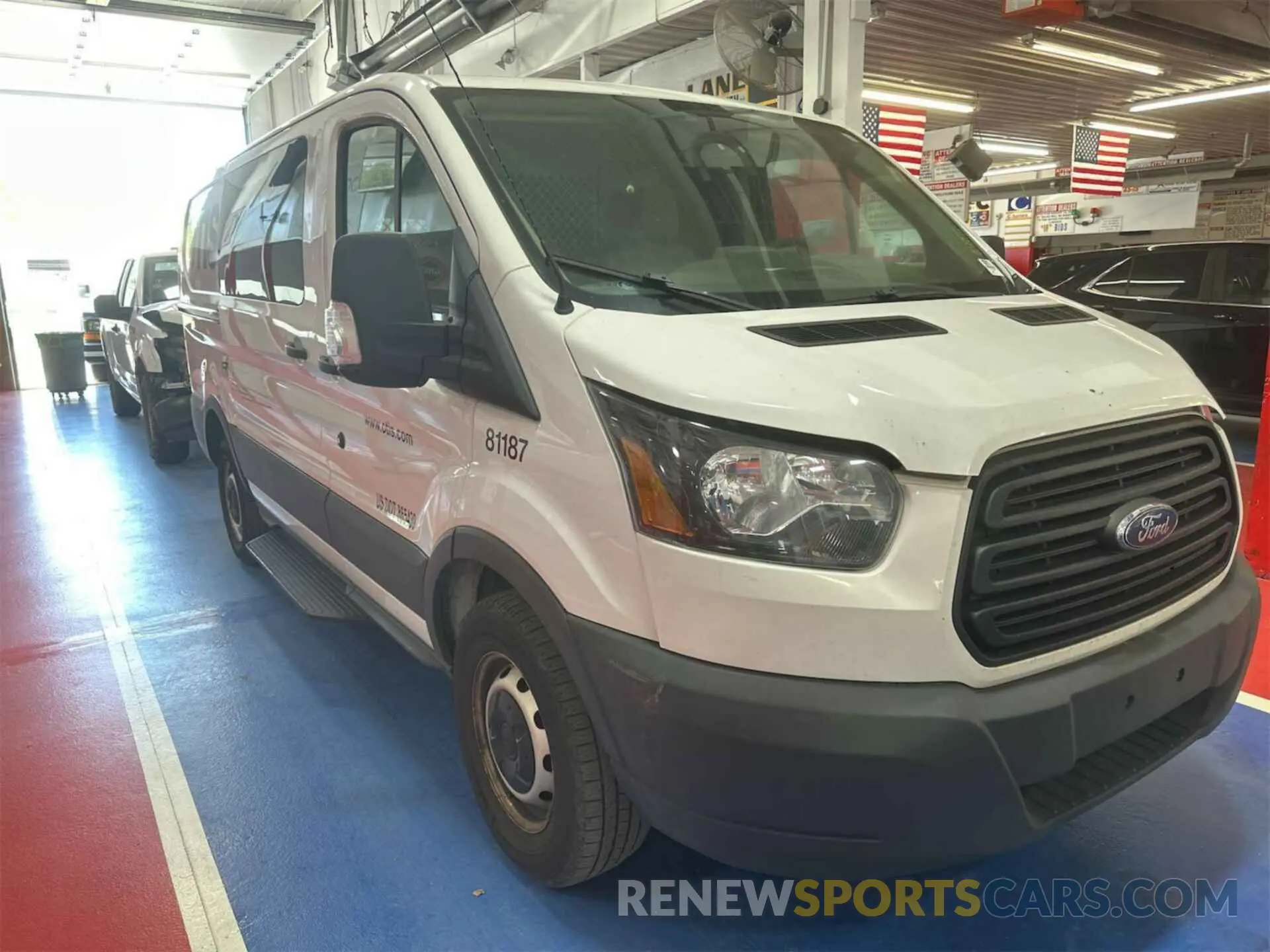 18 Photograph of a damaged car 1FTYR1YG6KKB26483 FORD TRANSIT-250 2019