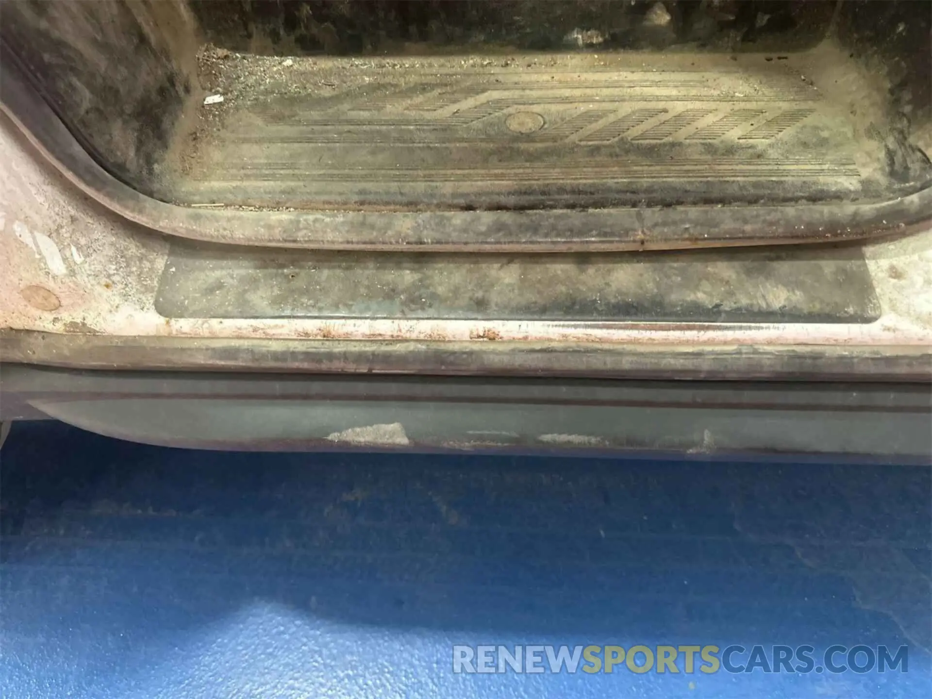 26 Photograph of a damaged car 1FTYR1YG6KKB26483 FORD TRANSIT-250 2019