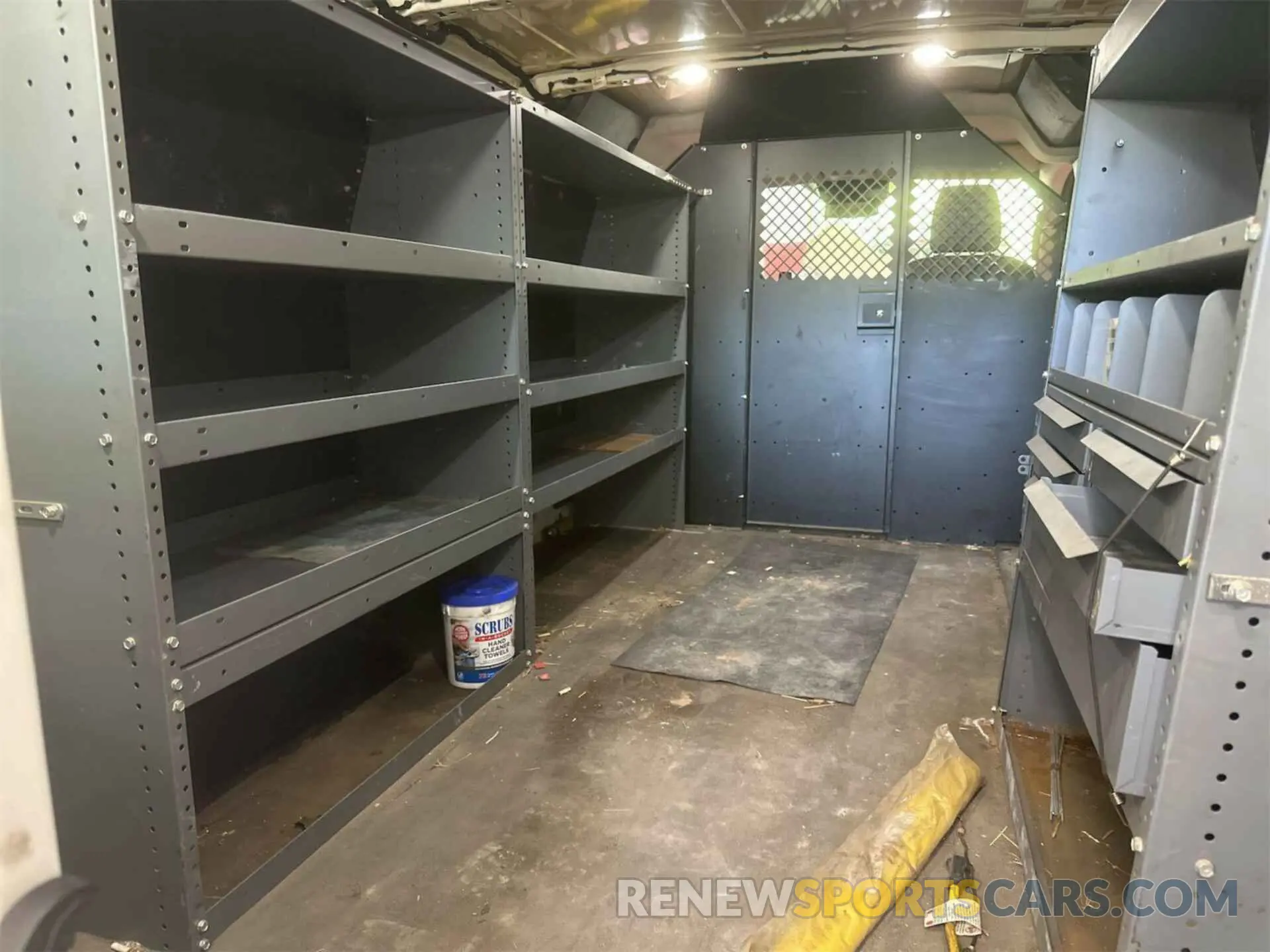8 Photograph of a damaged car 1FTYR1YG6KKB26483 FORD TRANSIT-250 2019