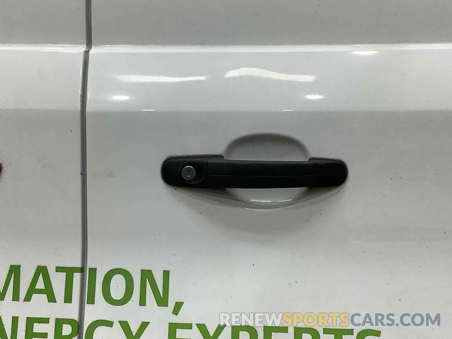28 Photograph of a damaged car 1FTYR1YG6KKB57782 FORD TRANSIT-250 2019