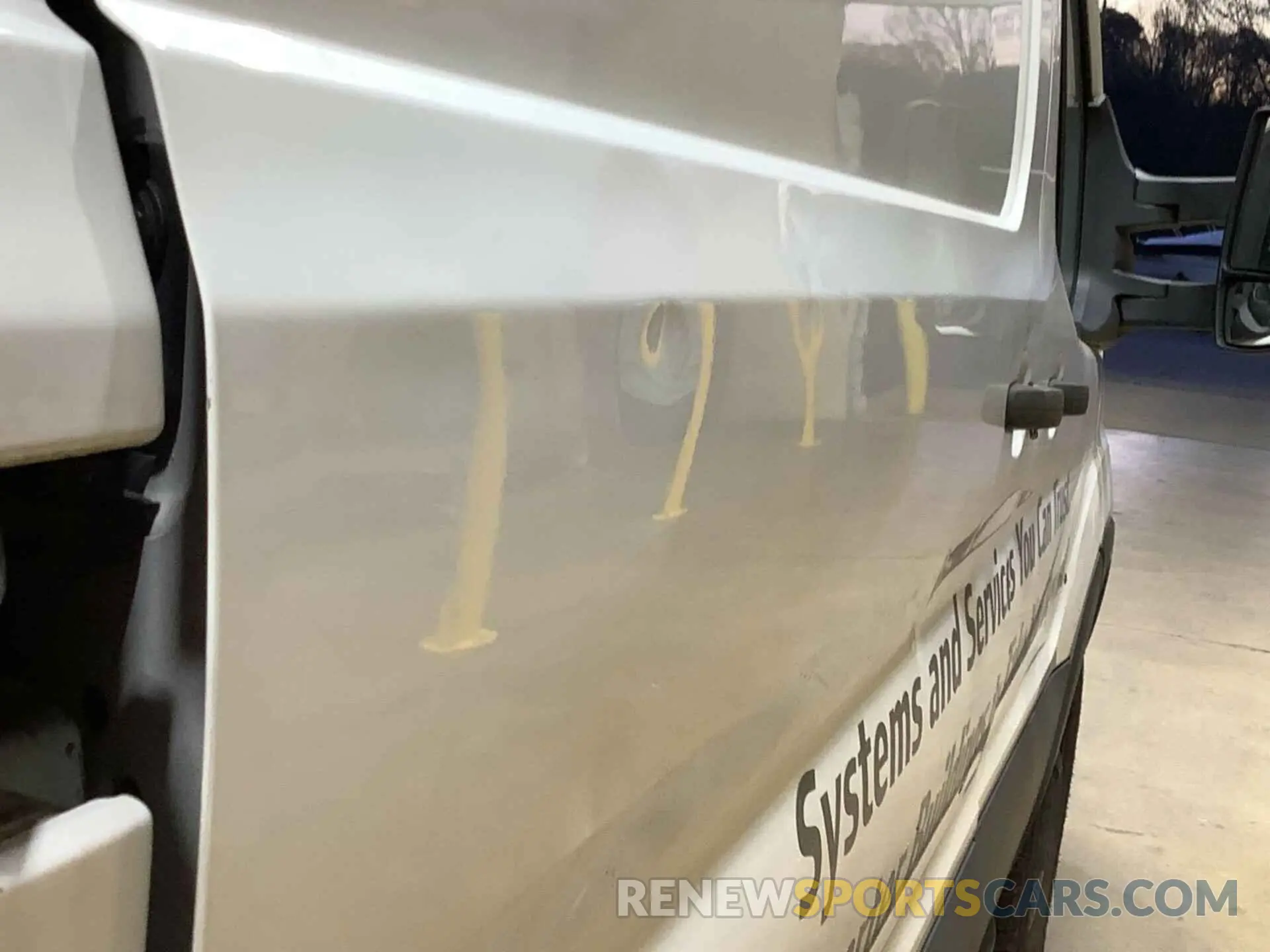 5 Photograph of a damaged car 1FTYR1YG6KKB57782 FORD TRANSIT-250 2019