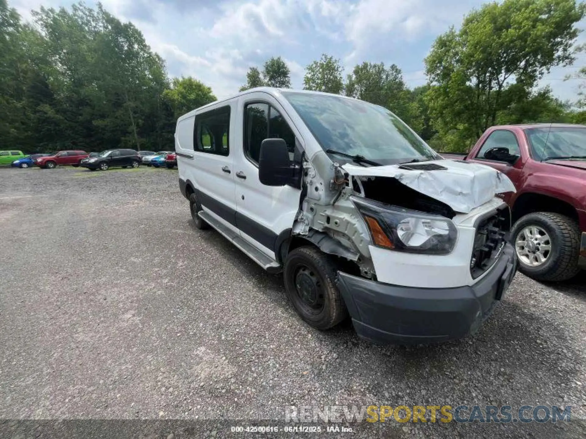 1 Photograph of a damaged car 1FTYR1YM0KKA55514 FORD TRANSIT-250 2019