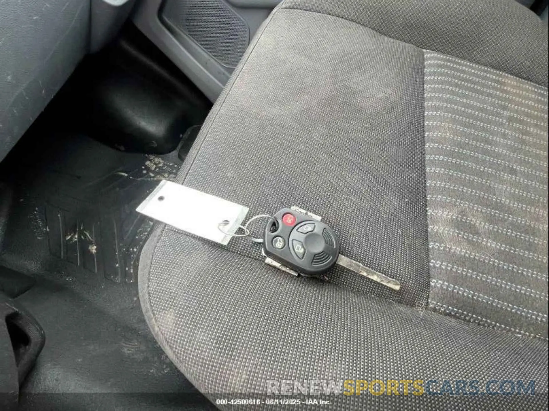 11 Photograph of a damaged car 1FTYR1YM0KKA55514 FORD TRANSIT-250 2019