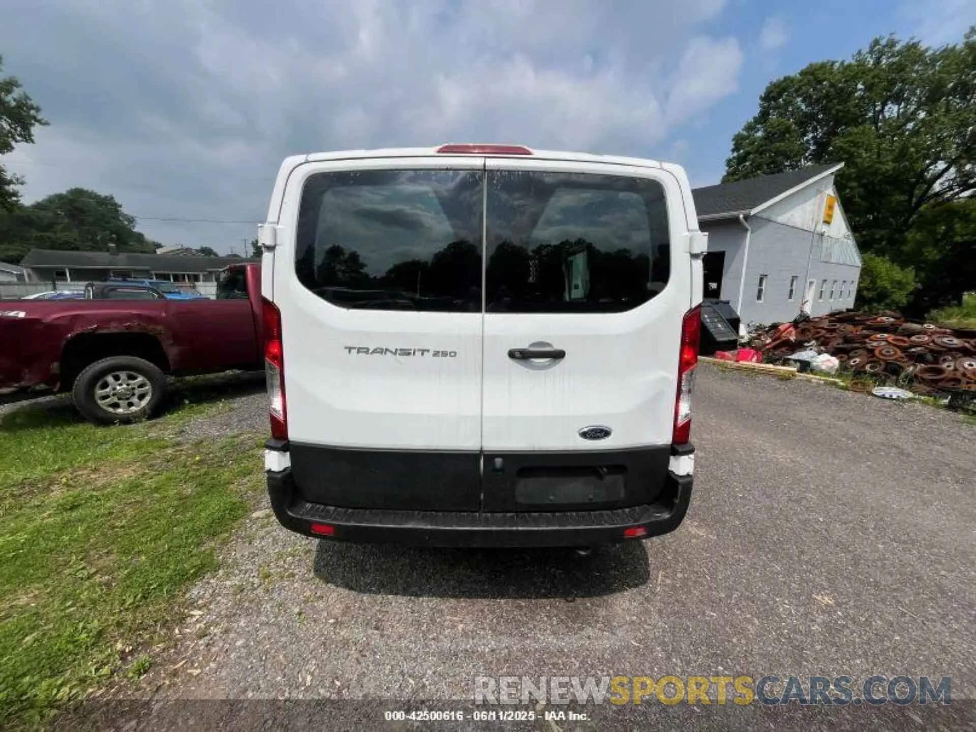 13 Photograph of a damaged car 1FTYR1YM0KKA55514 FORD TRANSIT-250 2019
