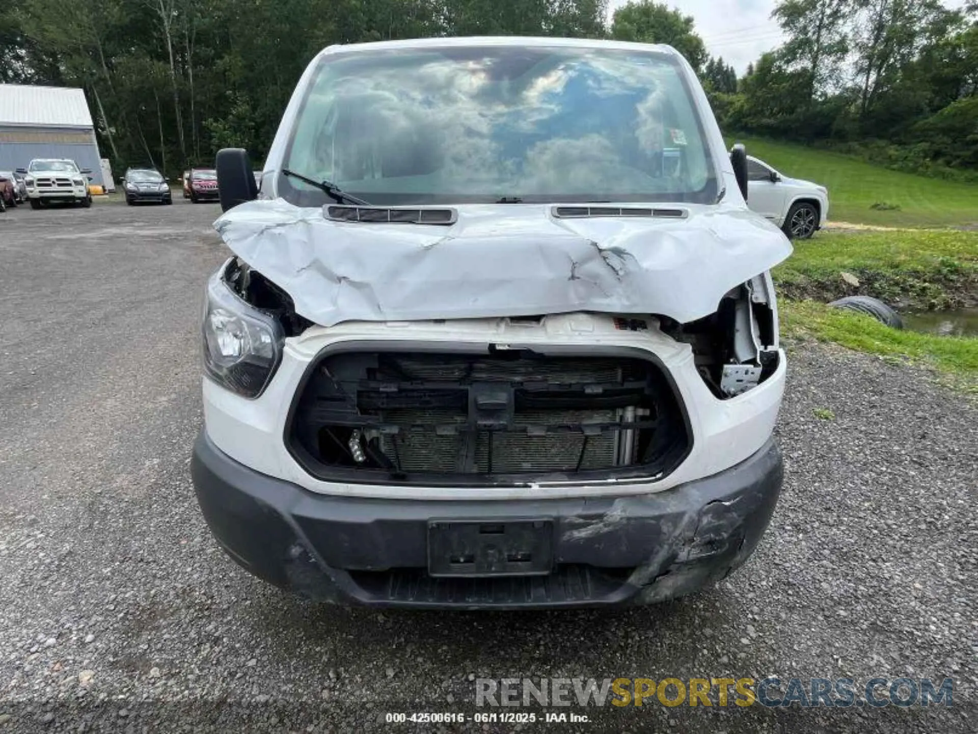 6 Photograph of a damaged car 1FTYR1YM0KKA55514 FORD TRANSIT-250 2019