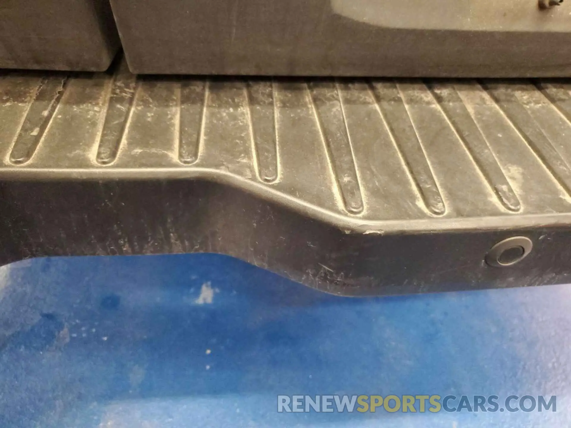 8 Photograph of a damaged car 1FTYR1YM0KKB87849 FORD TRANSIT-250 2019
