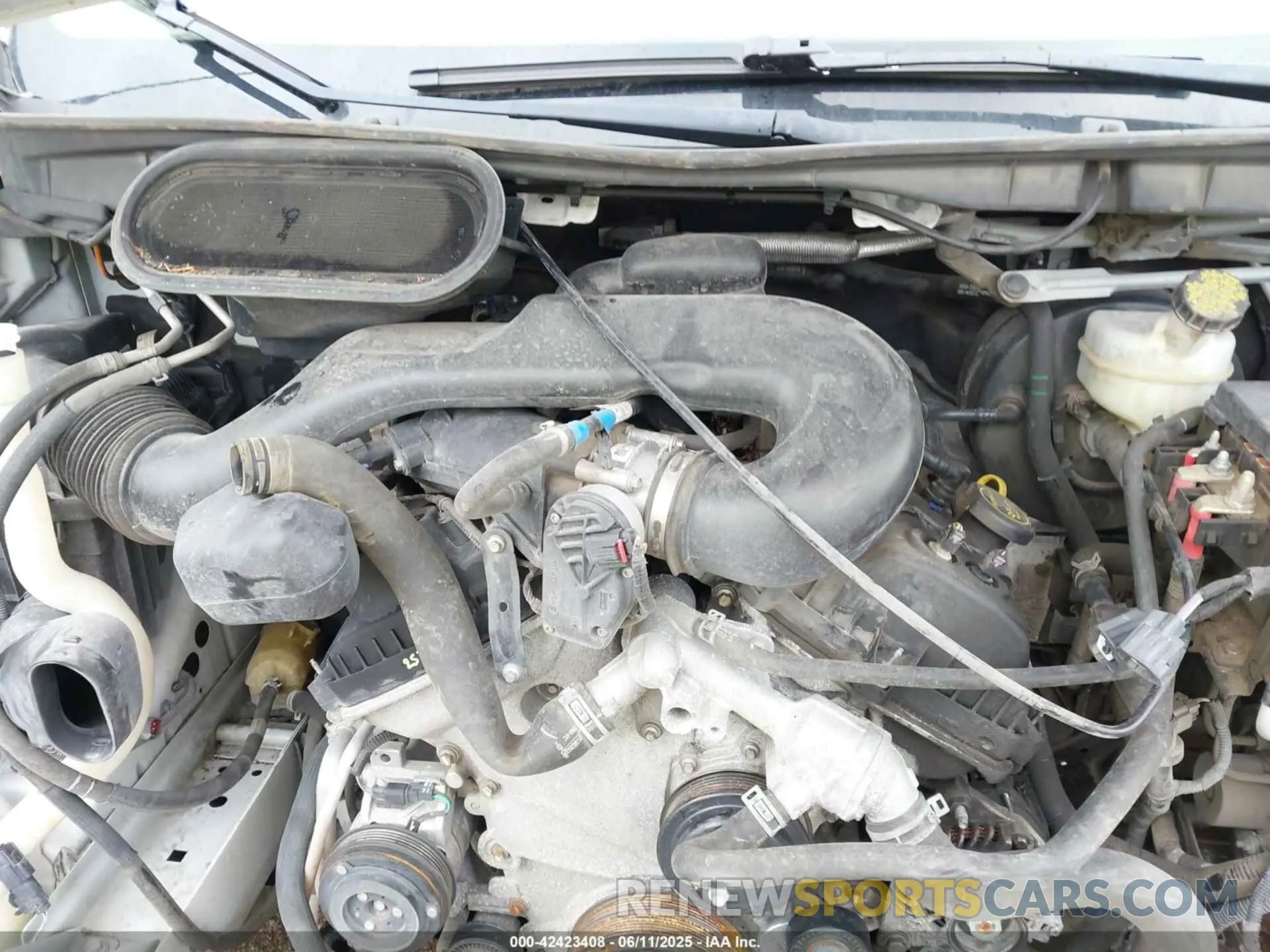 10 Photograph of a damaged car 1FTYR1YM5KKB01872 FORD TRANSIT-250 2019