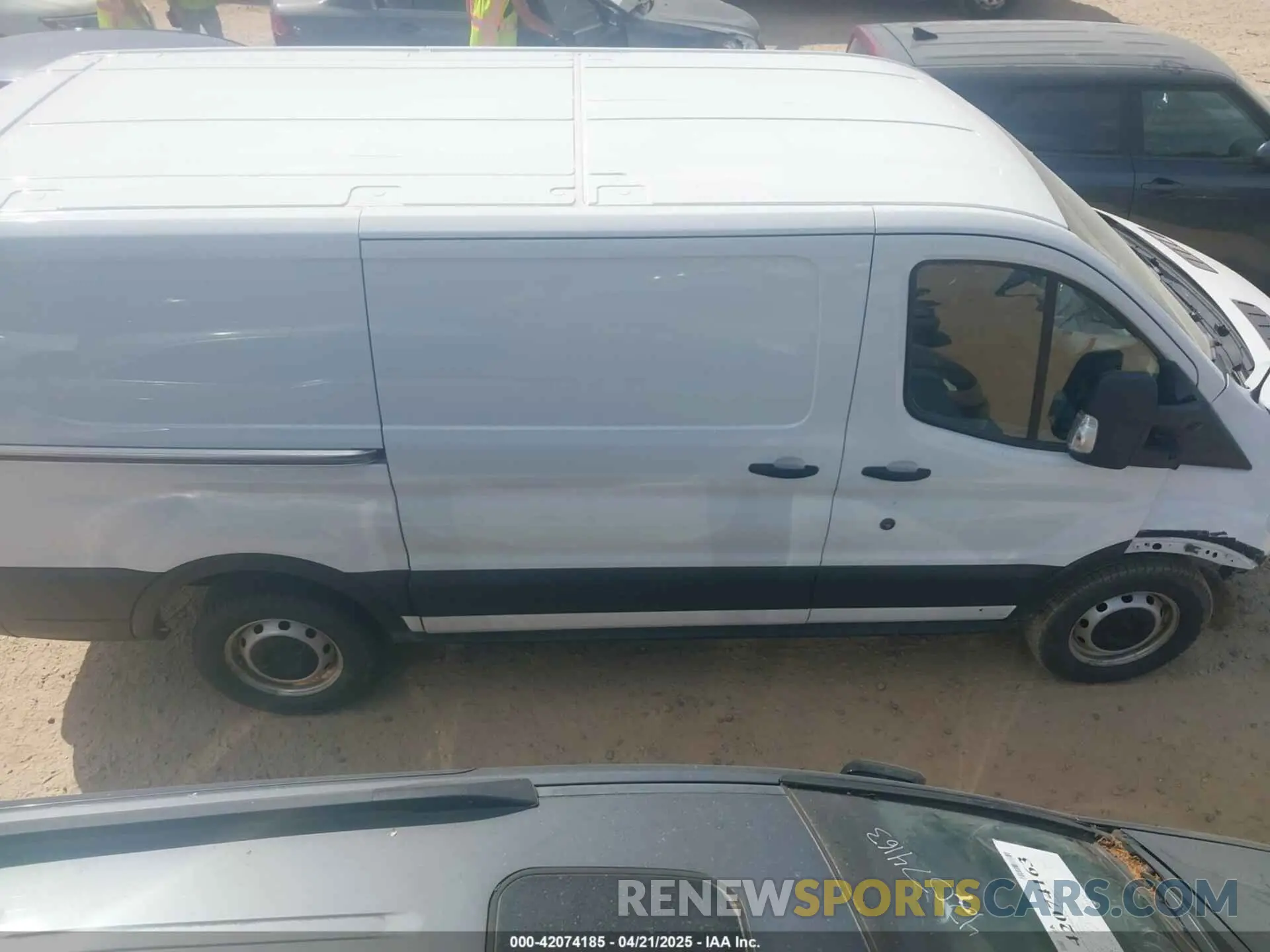 13 Photograph of a damaged car 1FTYR1YM5KKB09311 FORD TRANSIT-250 2019
