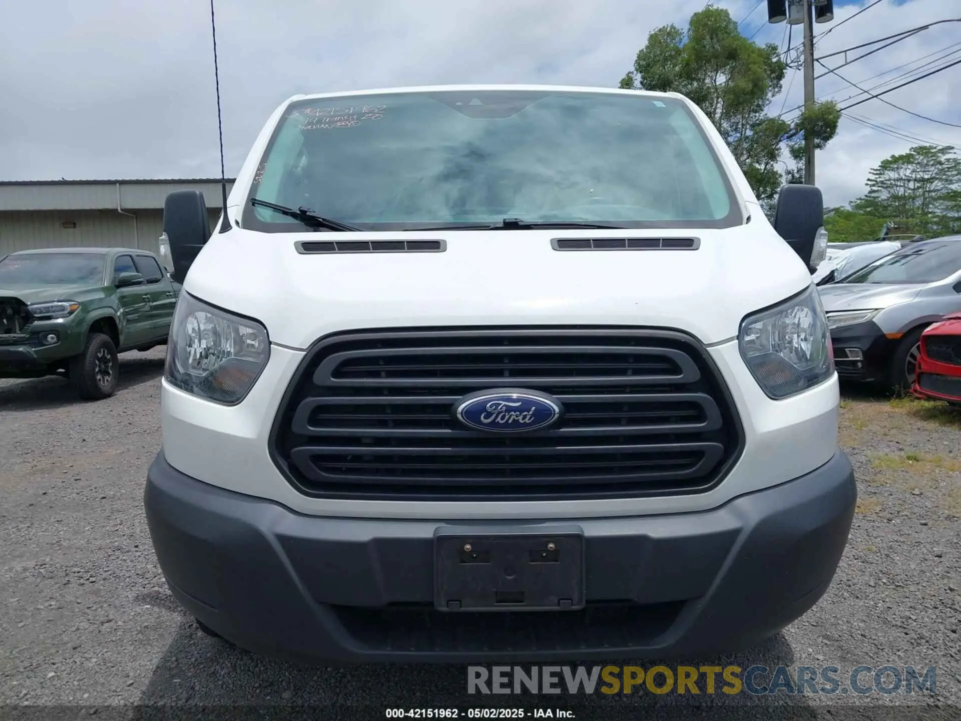 12 Photograph of a damaged car 1FTYR1YM6KKB87869 FORD TRANSIT-250 2019
