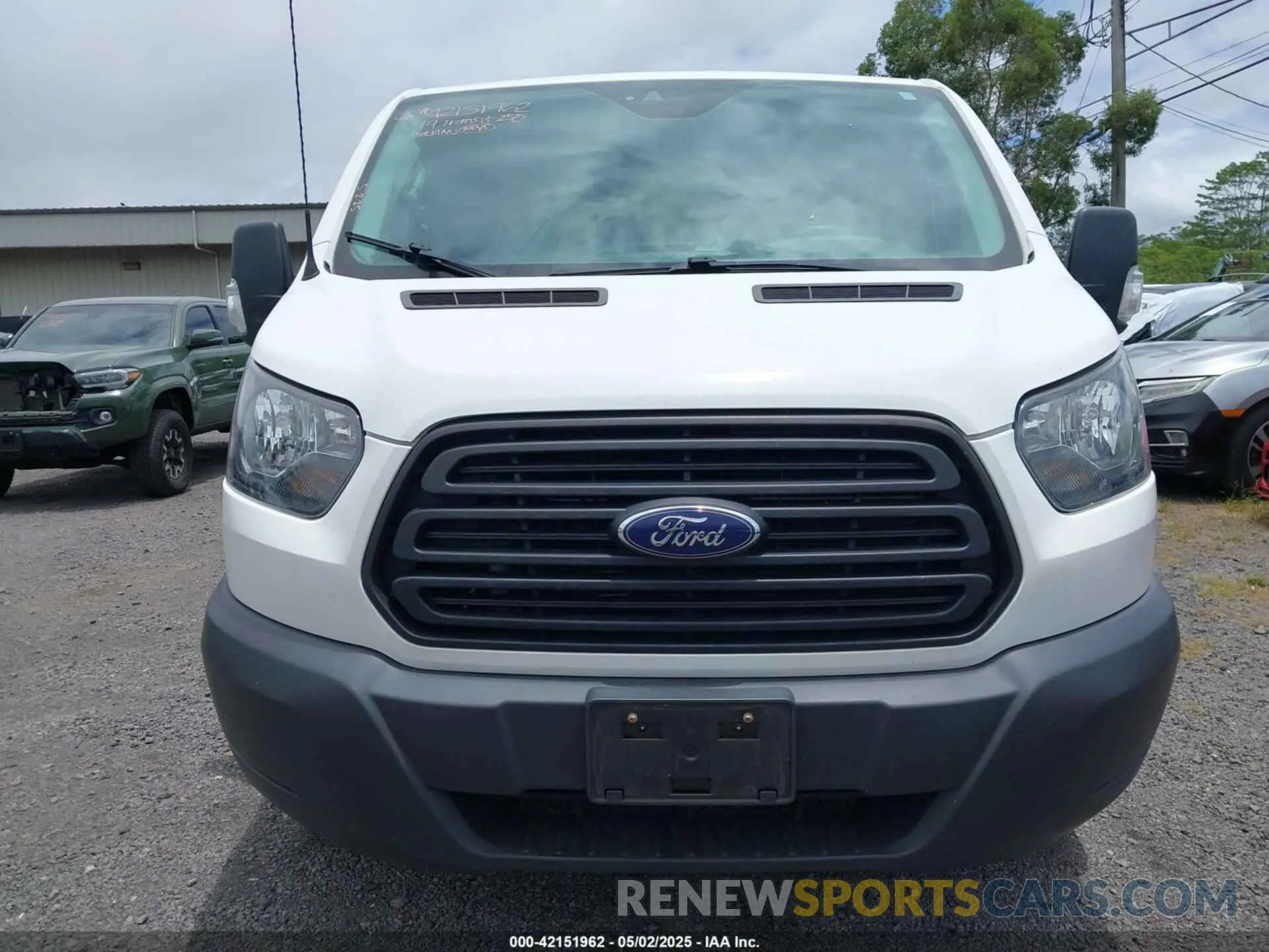 6 Photograph of a damaged car 1FTYR1YM6KKB87869 FORD TRANSIT-250 2019