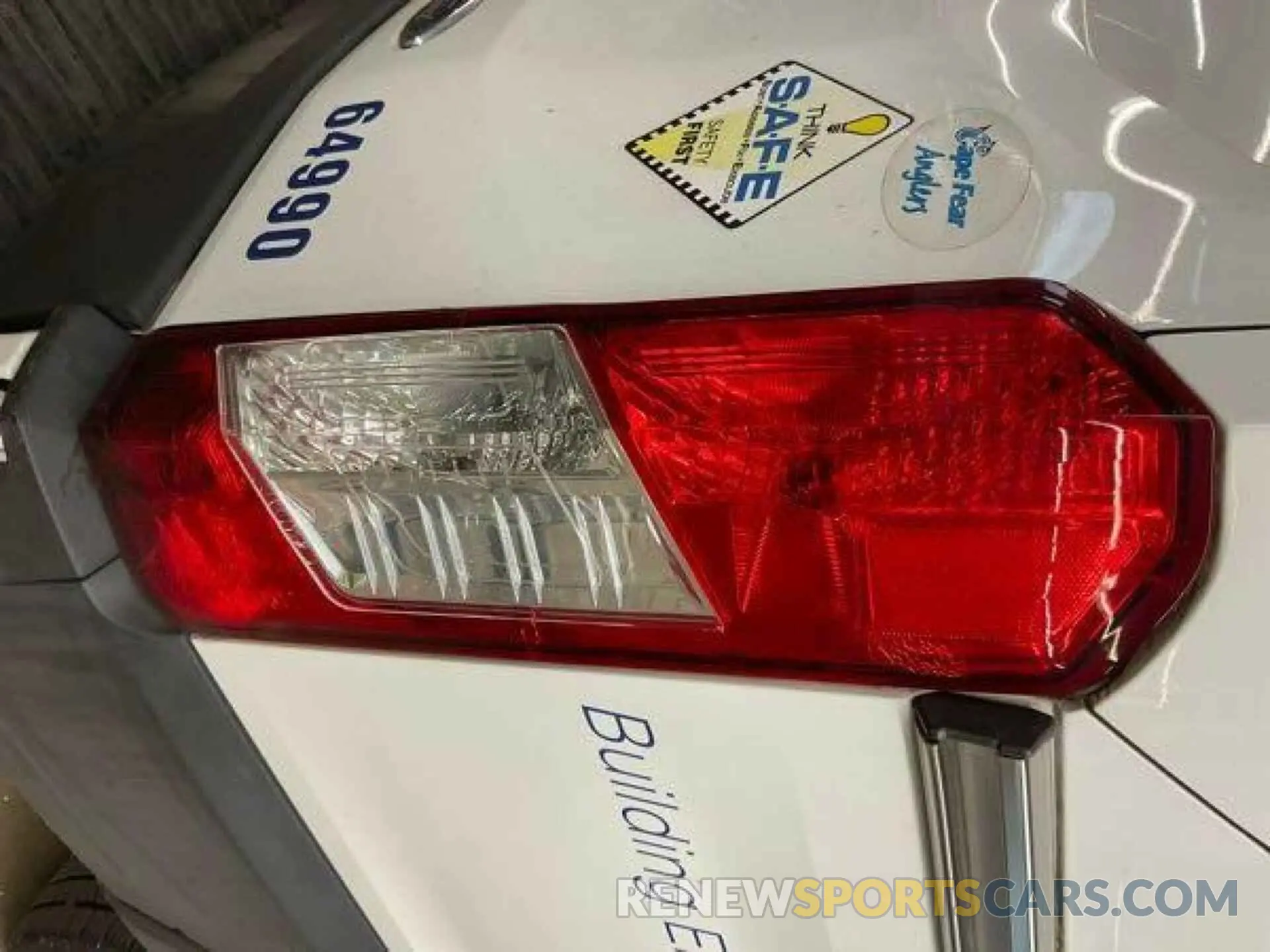 11 Photograph of a damaged car 1FTYR1YM8KKB87839 FORD TRANSIT-250 2019