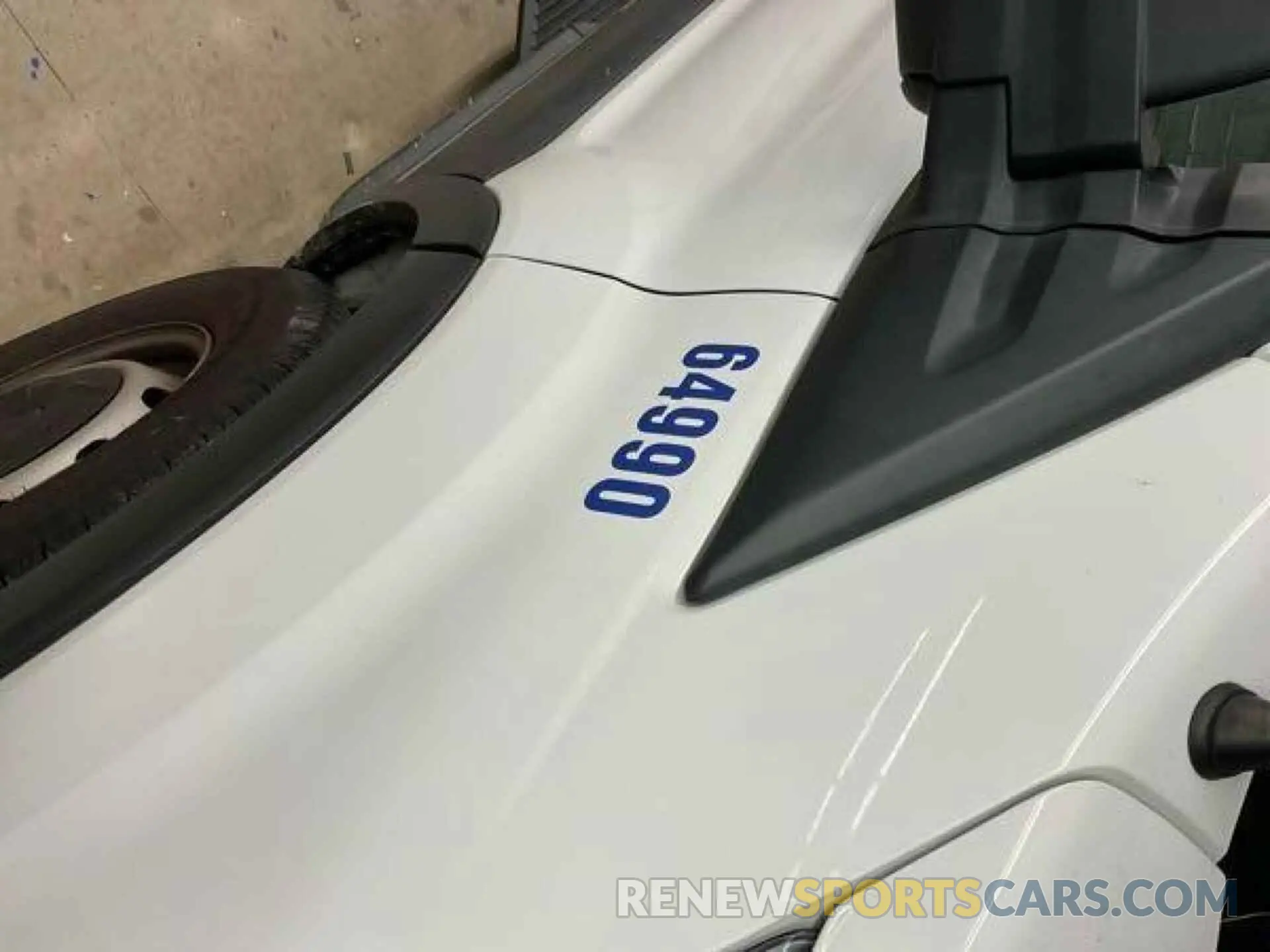 24 Photograph of a damaged car 1FTYR1YM8KKB87839 FORD TRANSIT-250 2019