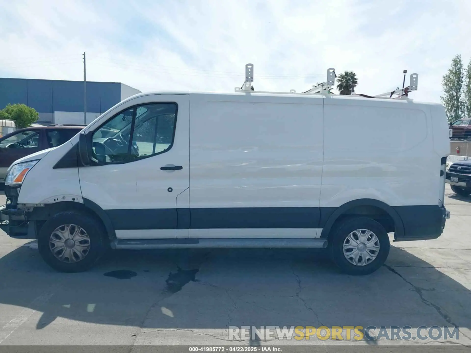 15 Photograph of a damaged car 1FTYR1ZM2KKB02167 FORD TRANSIT-250 2019