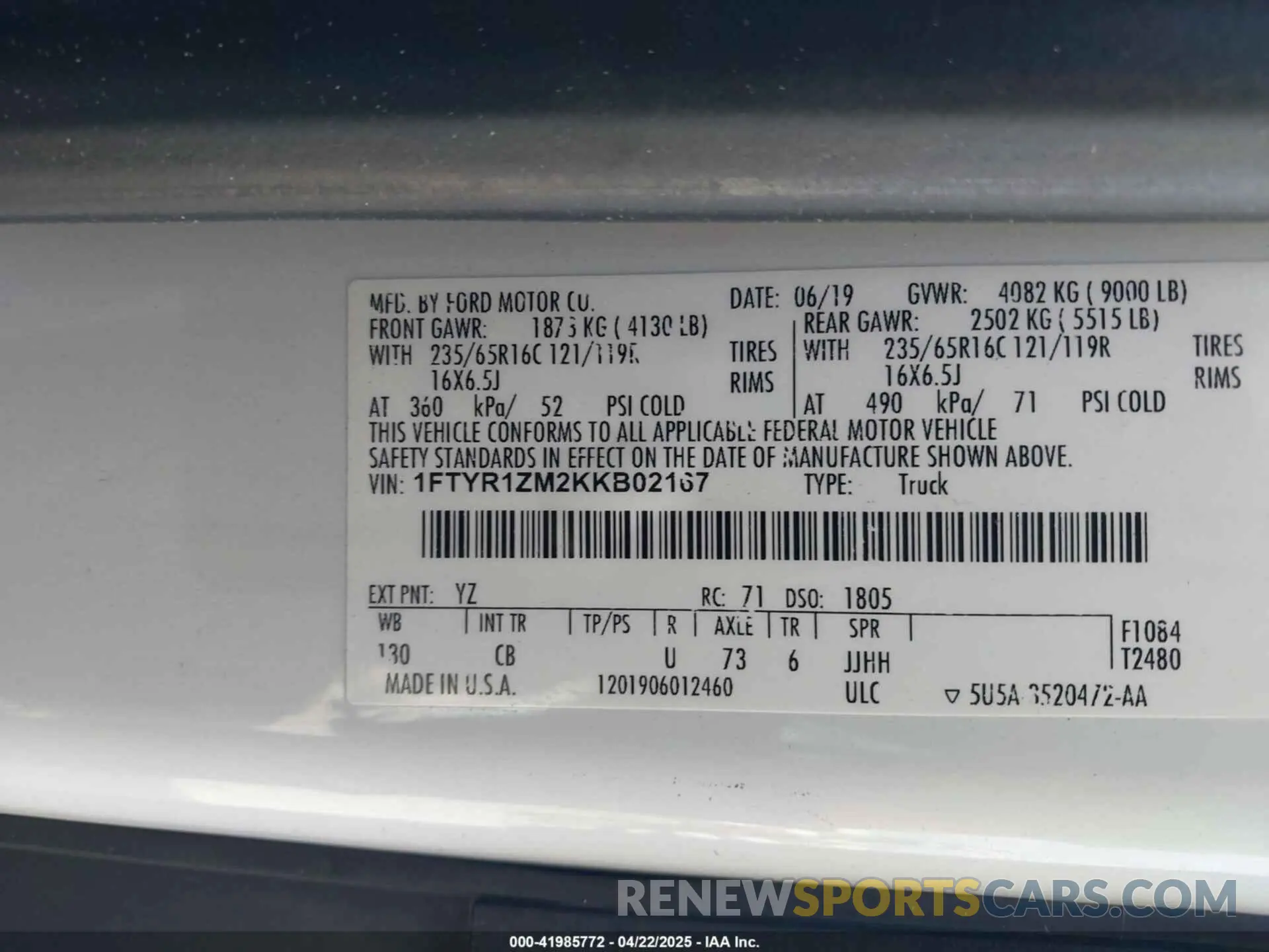 9 Photograph of a damaged car 1FTYR1ZM2KKB02167 FORD TRANSIT-250 2019