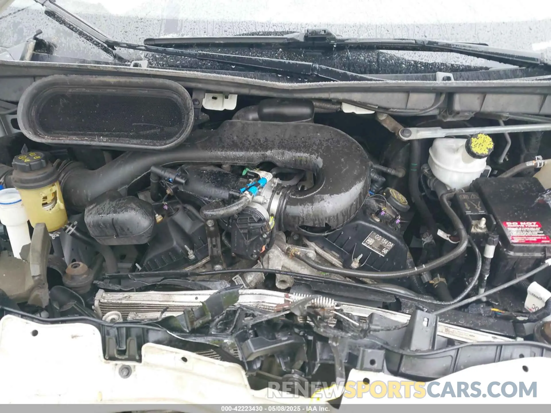 10 Photograph of a damaged car 1FTYR1ZM3KKB50213 FORD TRANSIT-250 2019