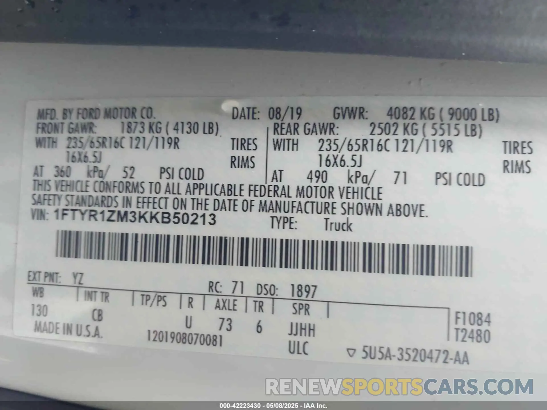 9 Photograph of a damaged car 1FTYR1ZM3KKB50213 FORD TRANSIT-250 2019