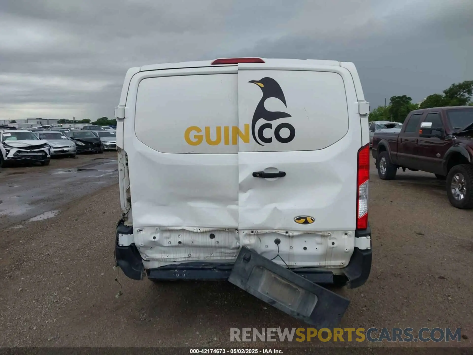 16 Photograph of a damaged car 1FTYR1ZM4KKA54929 FORD TRANSIT-250 2019