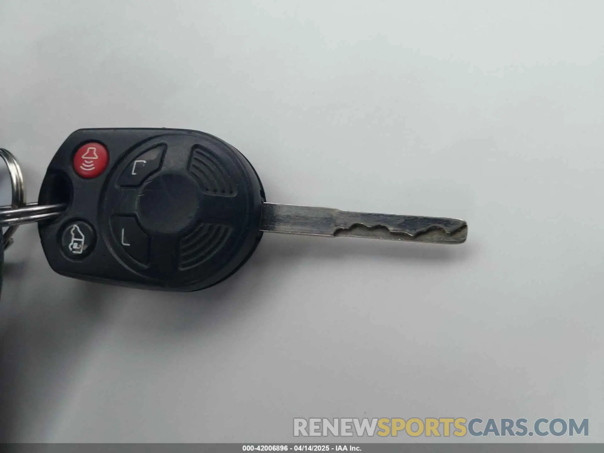 11 Photograph of a damaged car 1FTYR1ZM4KKB00758 FORD TRANSIT-250 2019