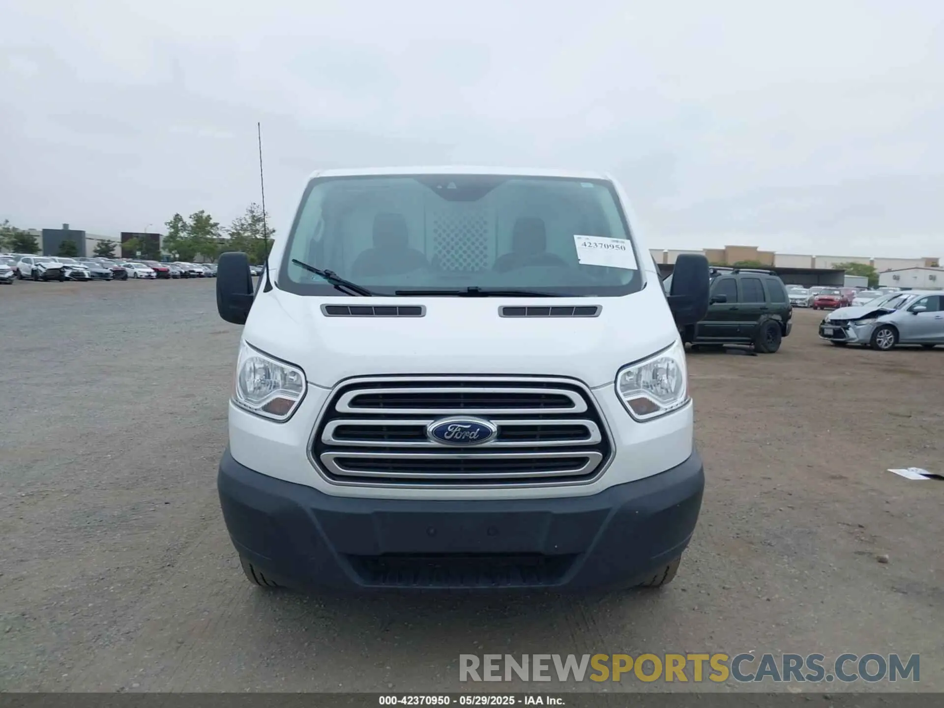 12 Photograph of a damaged car 1FTYR1ZM4KKB36594 FORD TRANSIT-250 2019